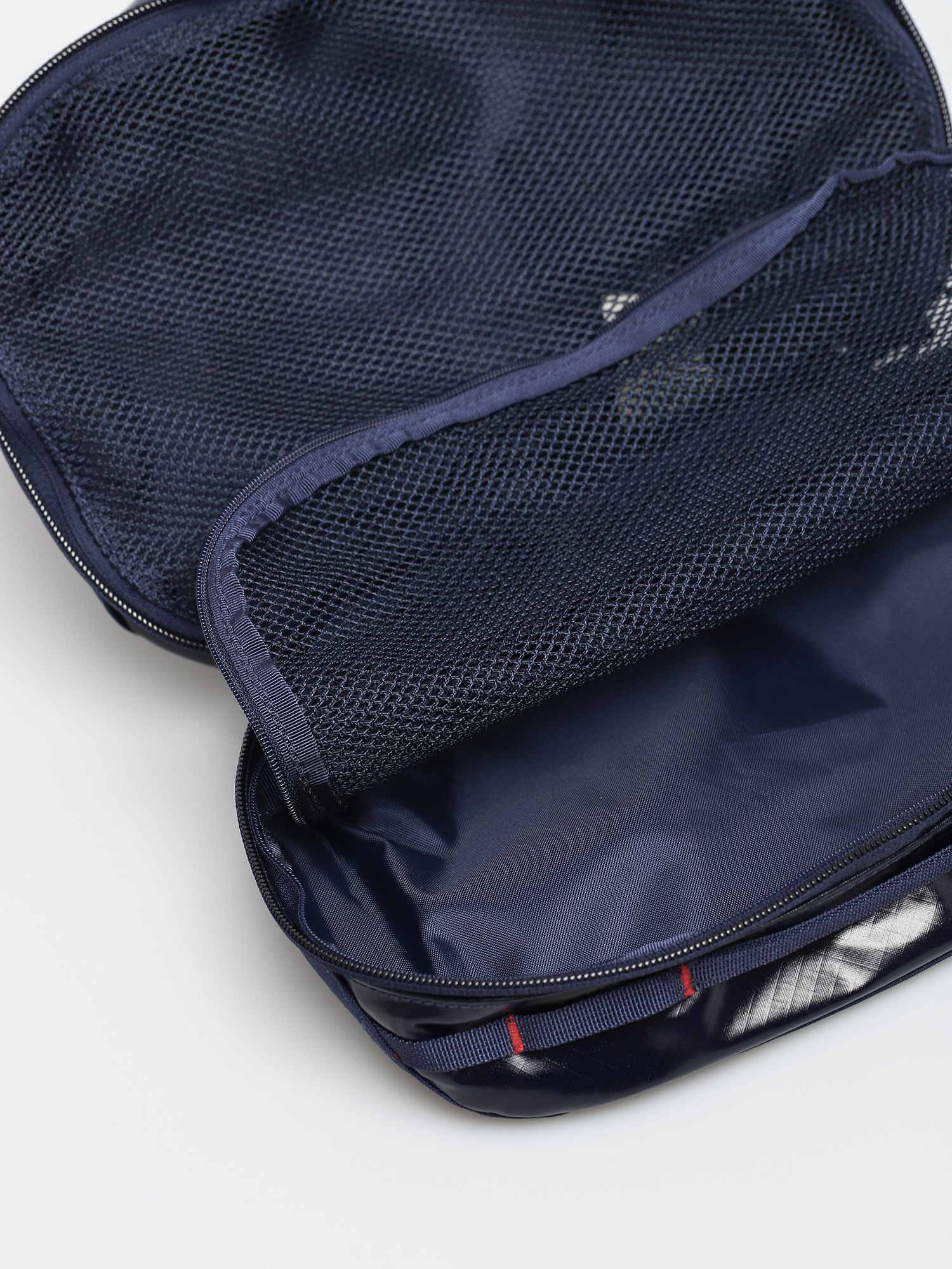 Kosmetyczka Patagonia Black Hole Cube Medium (classic navy)