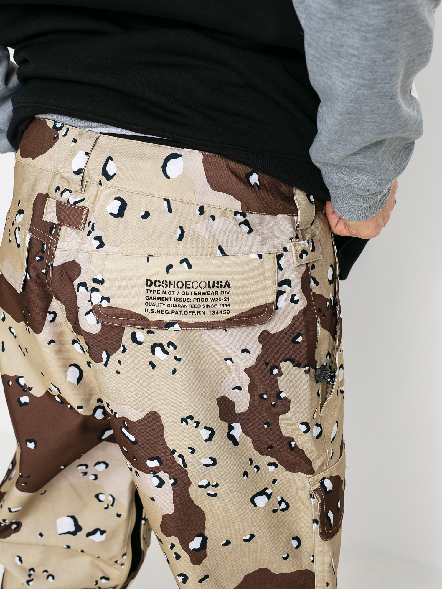 Męskie Spodnie snowboardowe DC Code (chocolate chip camo)