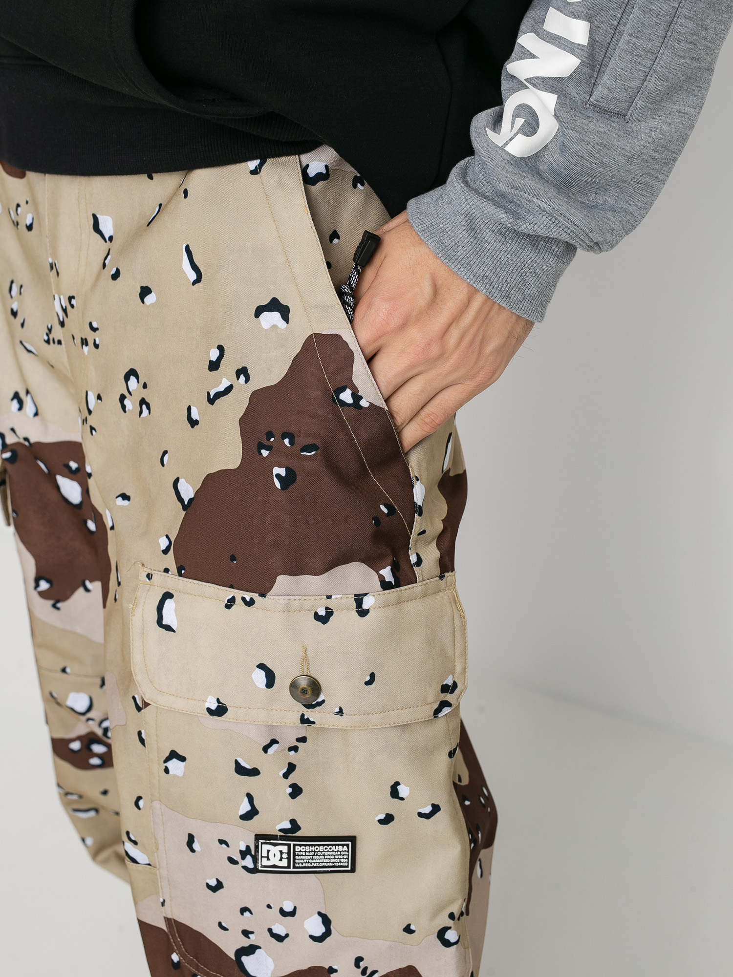 Męskie Spodnie snowboardowe DC Code (chocolate chip camo)