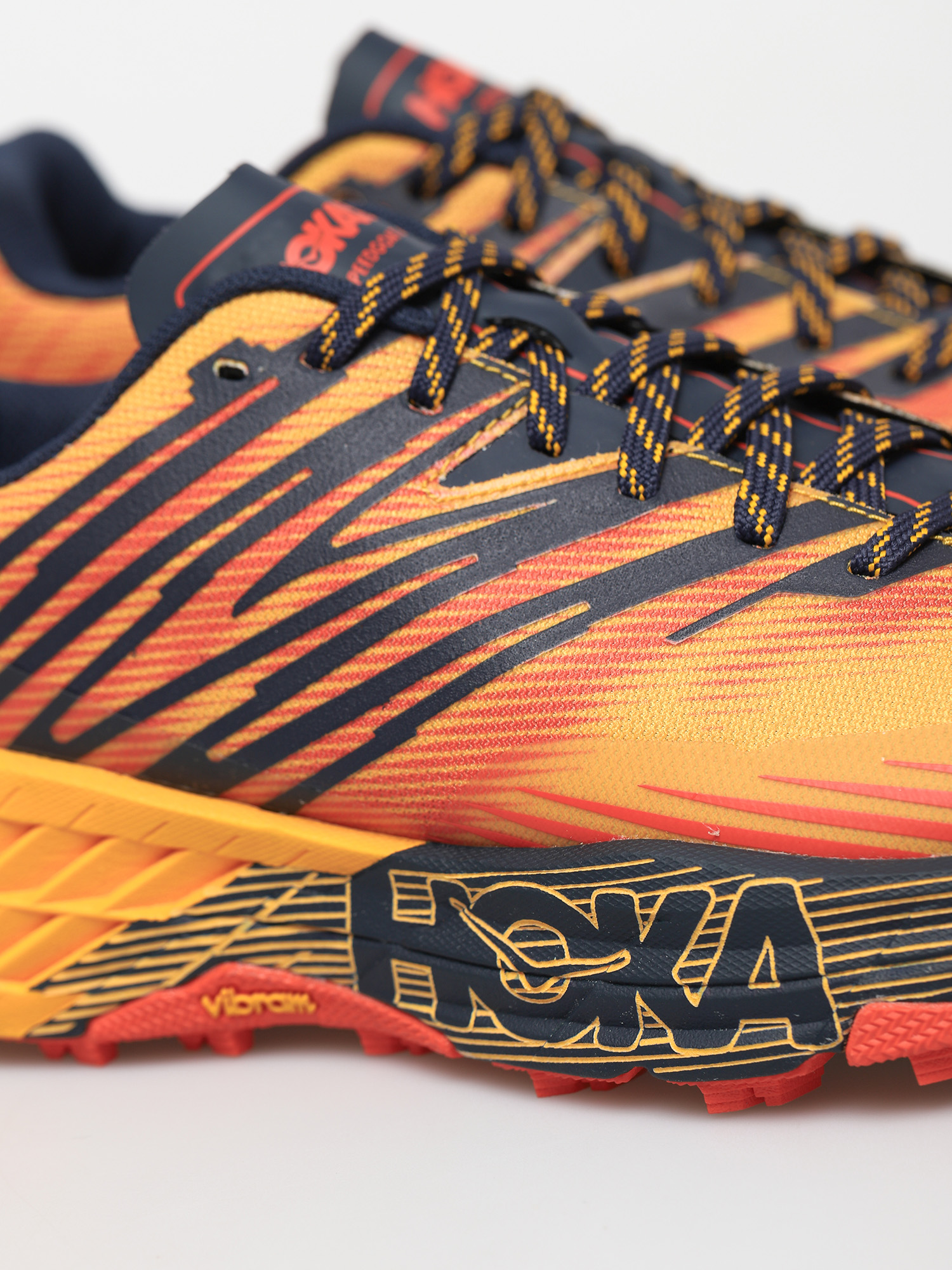 Buty Hoka One One Speedgoat 4 (gold fusion/black iris)