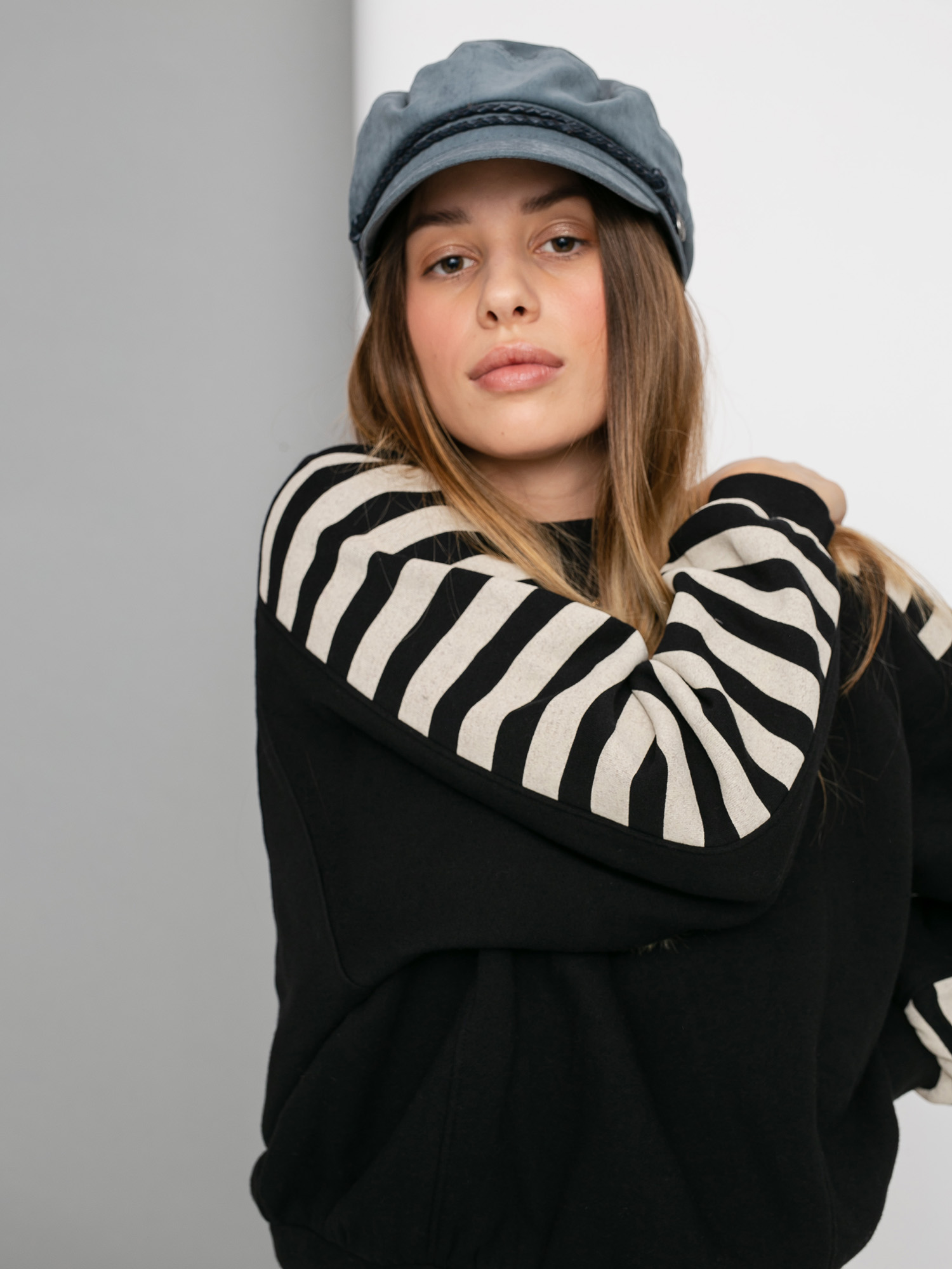Bluza z kapturem Brixton Rhonda HD Wmn (black)