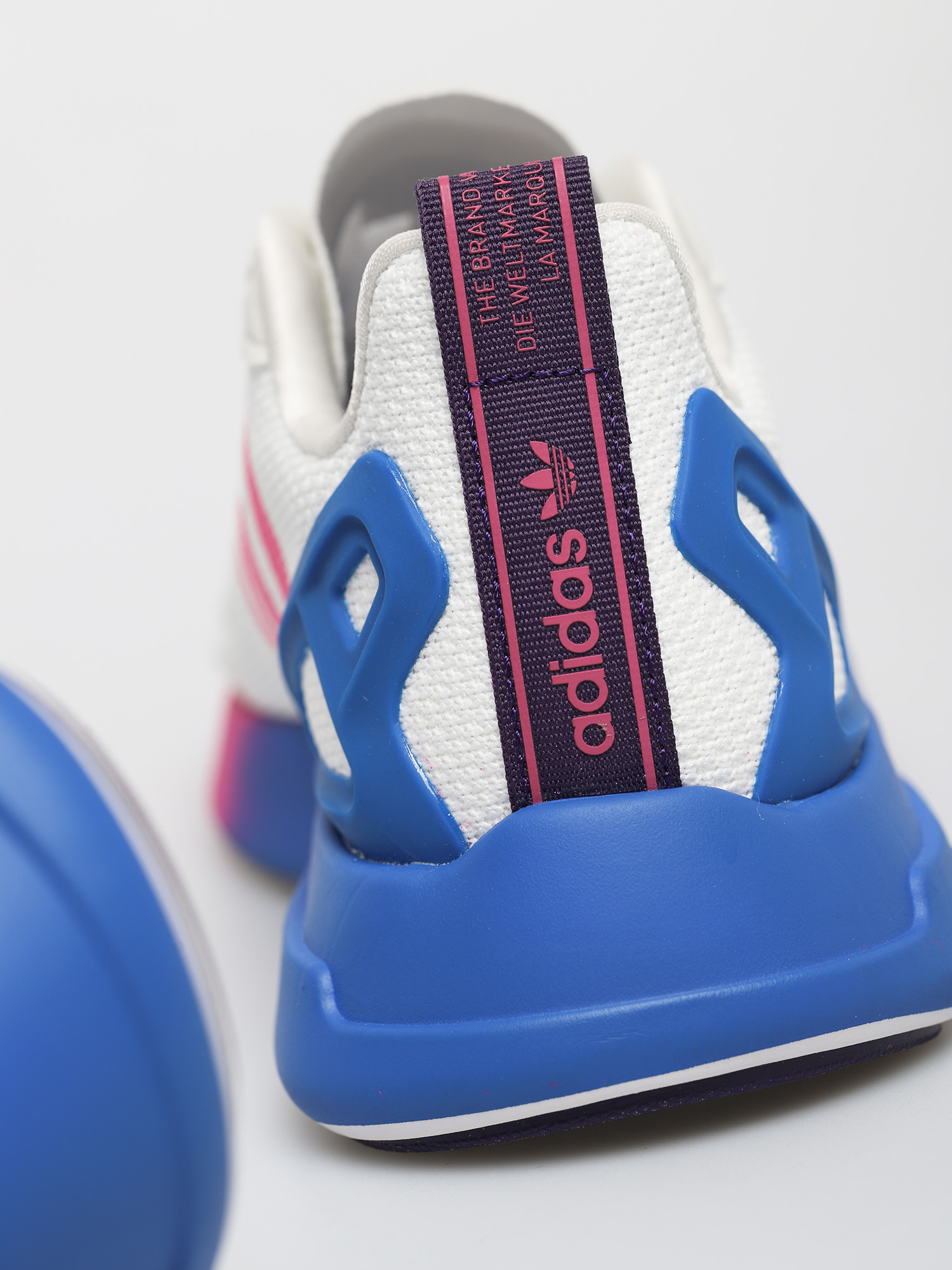 Buty adidas Originals Zx 2K Flux Wmn (crywht/shopnk/blue)