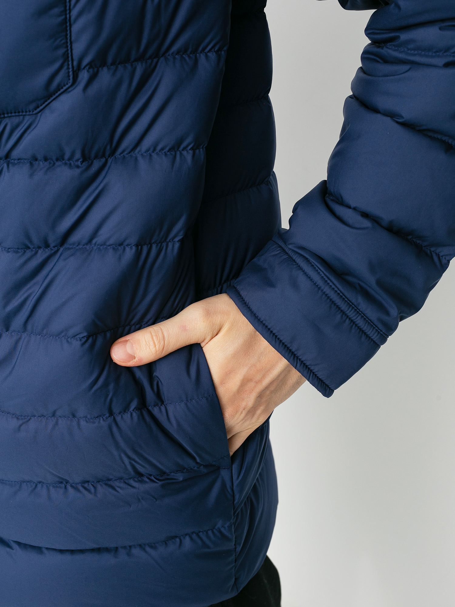 Kurtka Patagonia Silent Down (classic navy)