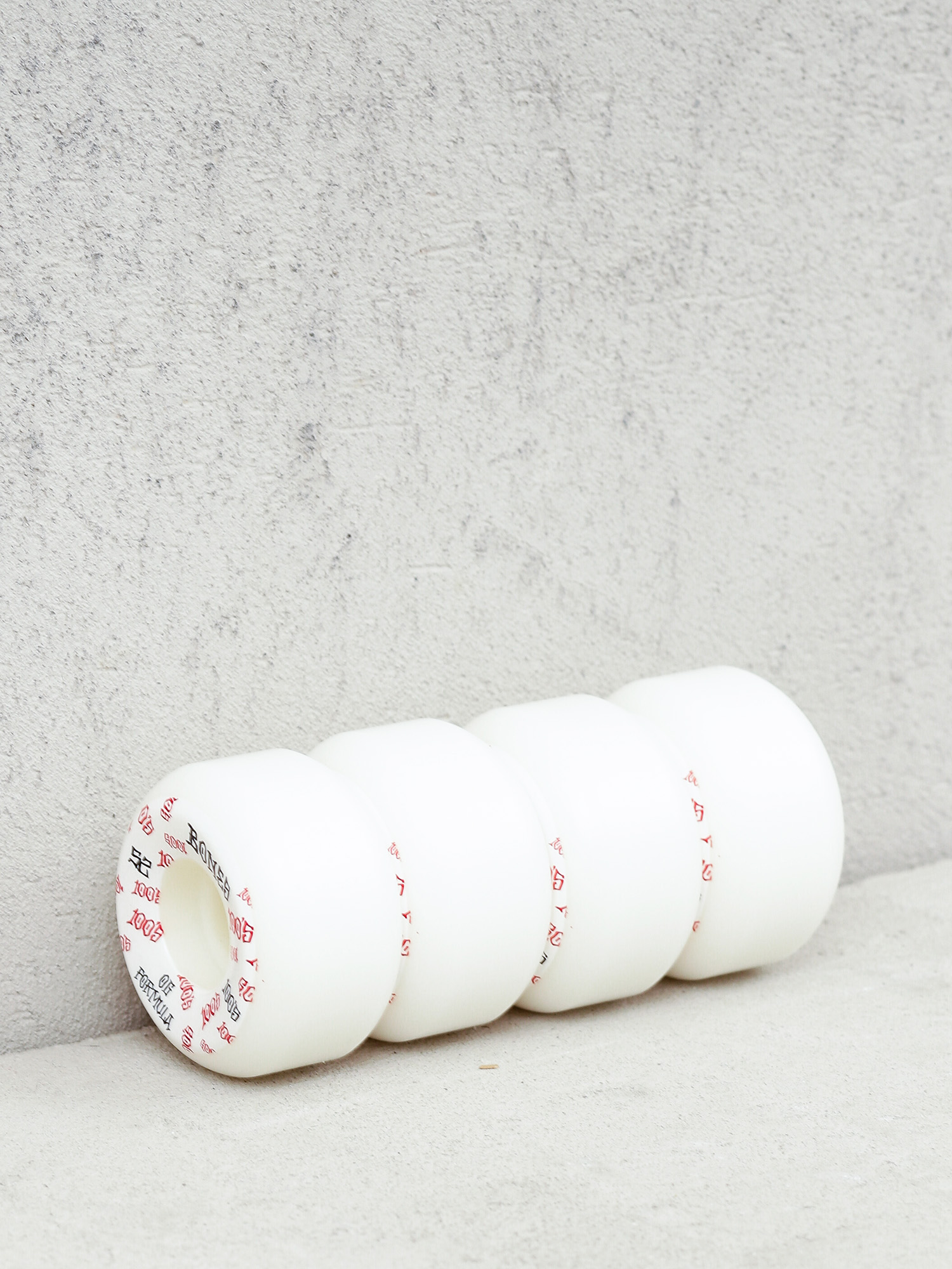 Kółka Bones 100#13 Sidecut V5 (white/red)