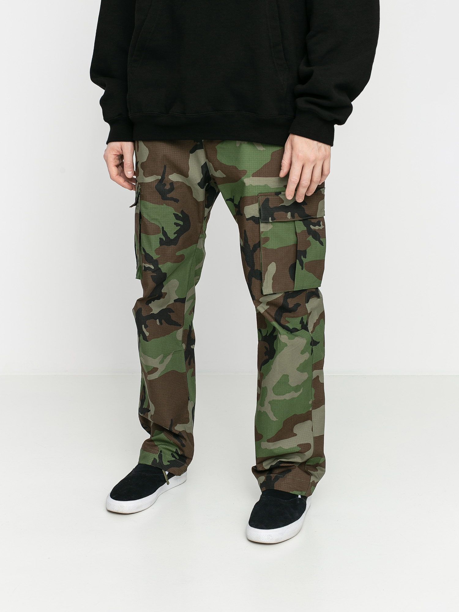 Spodnie Nike SB Flex Ftm (medium olive)
