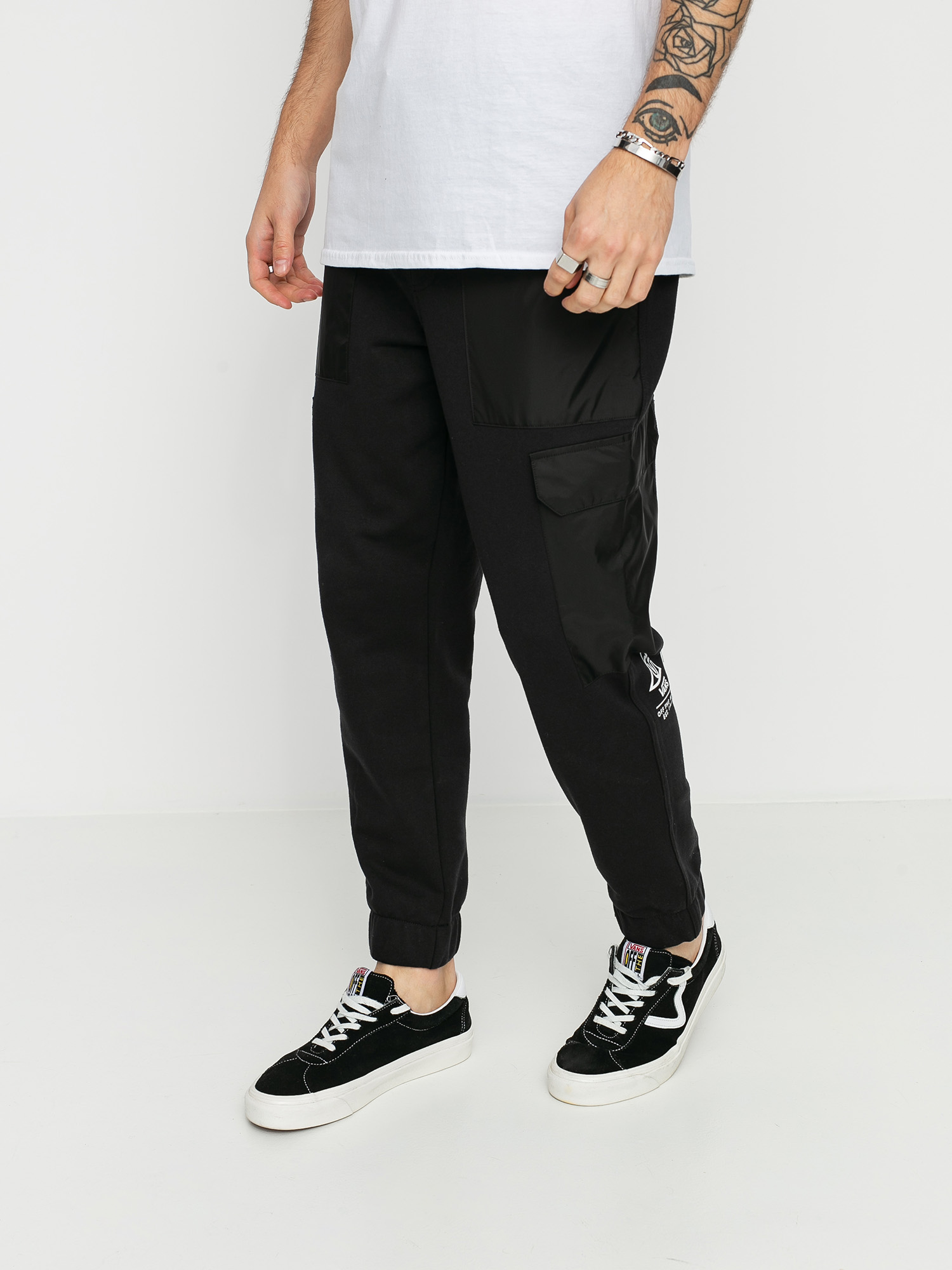 Spodnie Vans 66 Supply (black)
