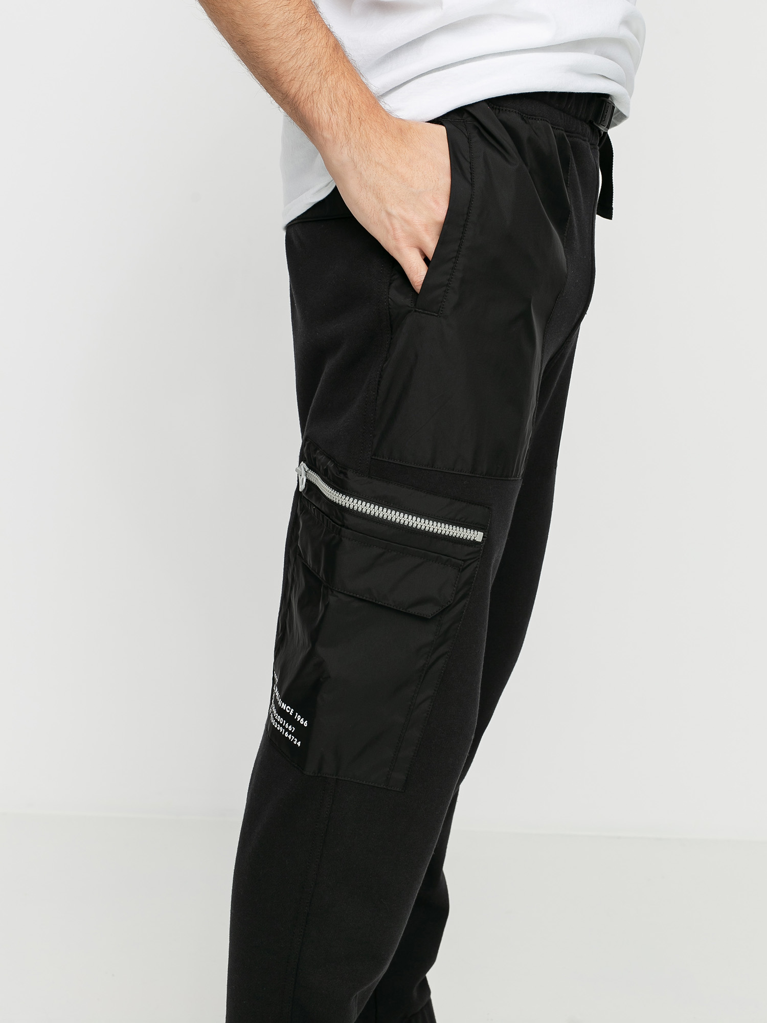 Spodnie Vans 66 Supply (black)