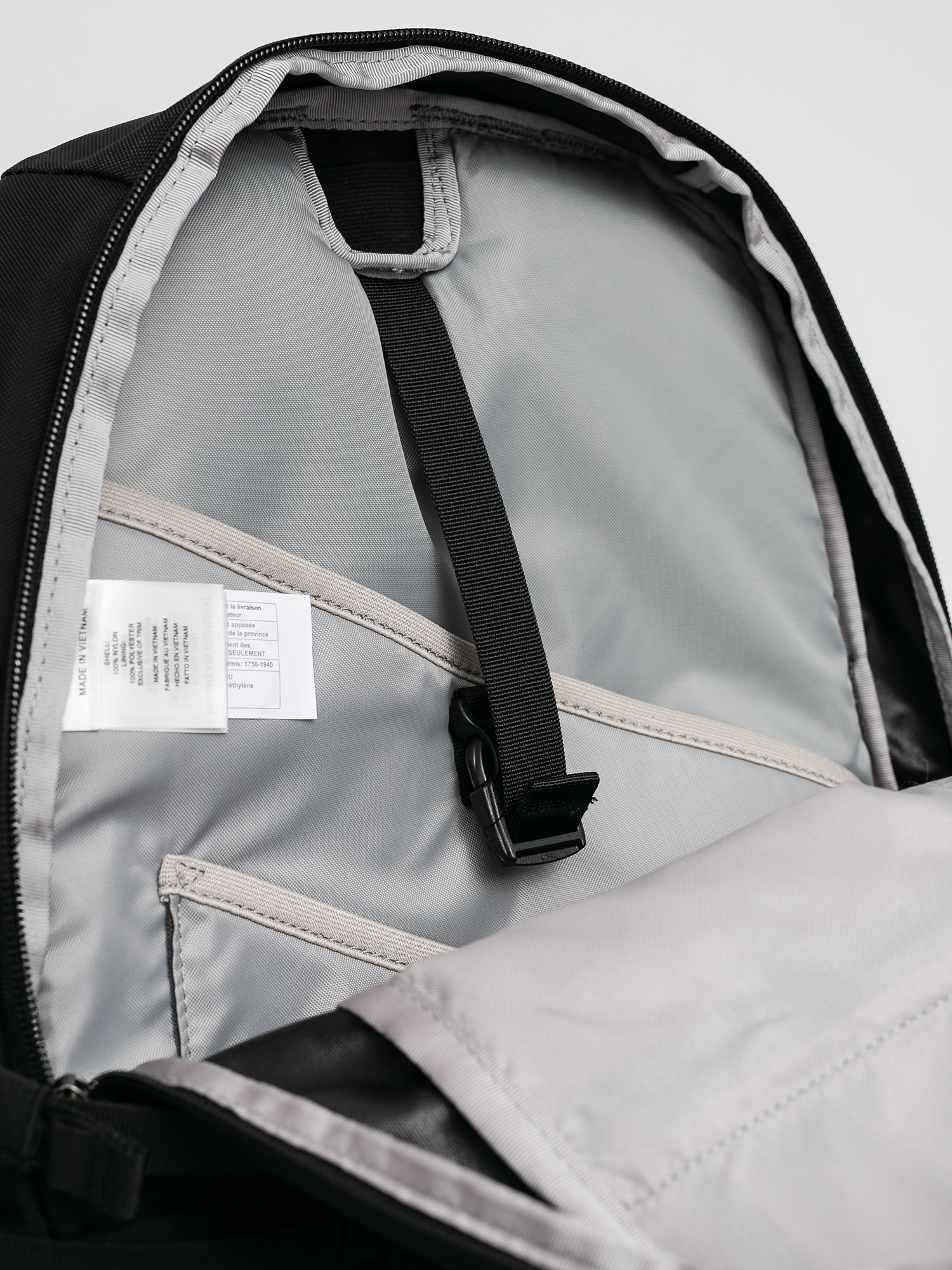 Plecak Patagonia Refugio Pack 28L (black)