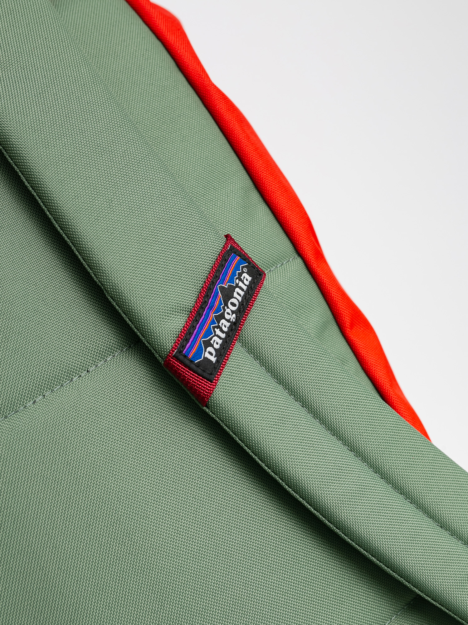 Plecak Patagonia Arbor Classic Pack 25L (catalan coral)