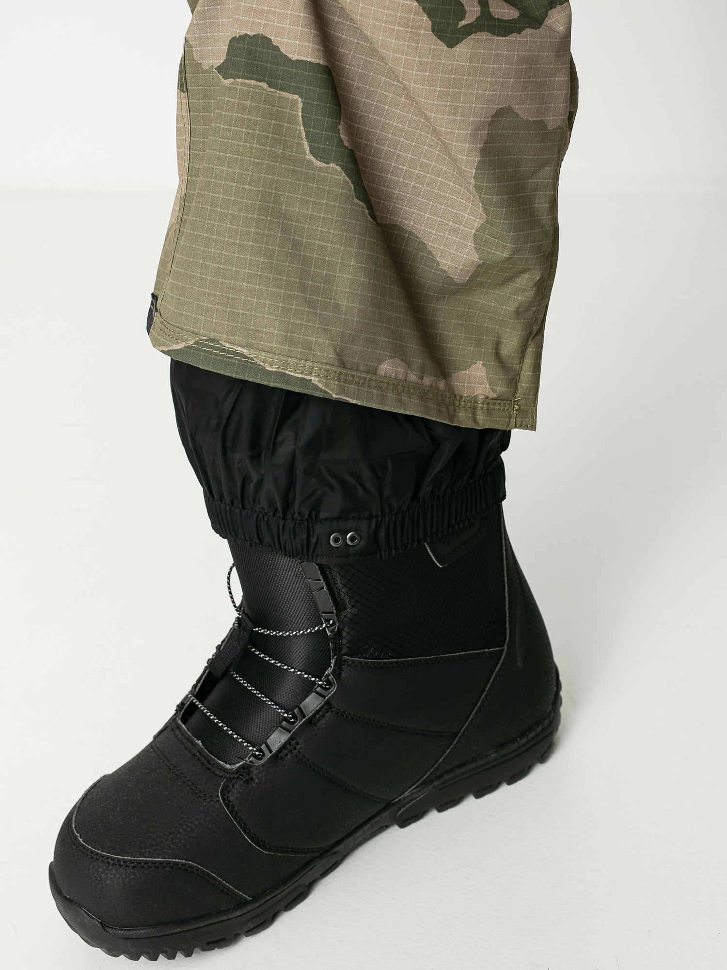 Męskie Spodnie snowboardowe Burton Covert (barren camo)