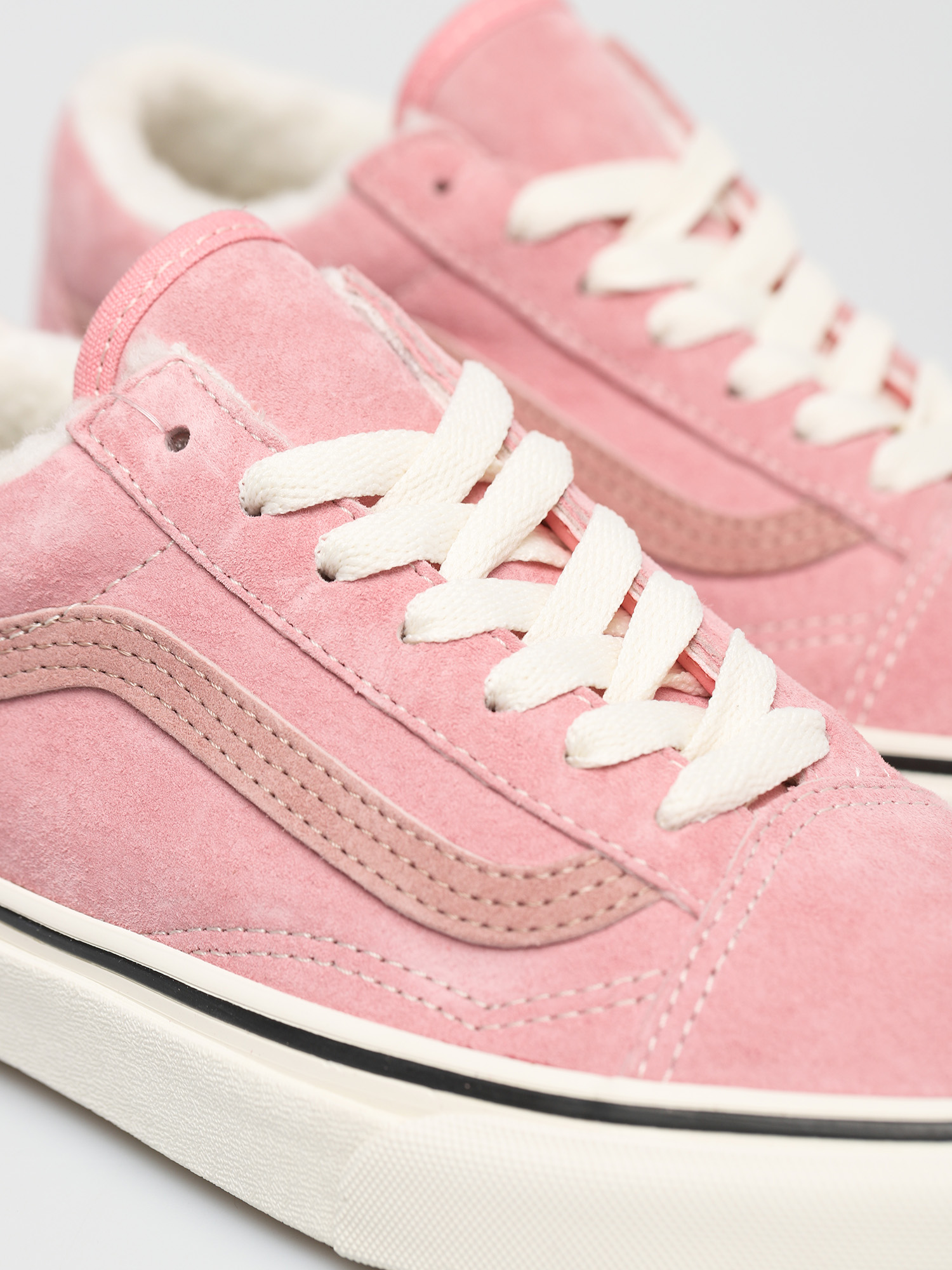 Buty Vans Old Skool Mte Wmn (nubuck/flamingo pink)
