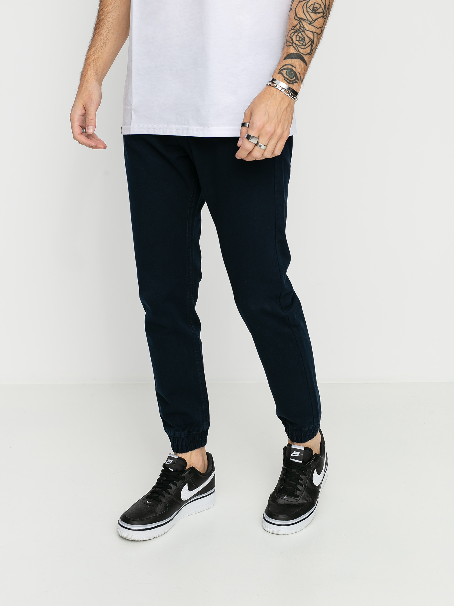 Spodnie MassDnm Base Joggers Sneaker Fit (navy)