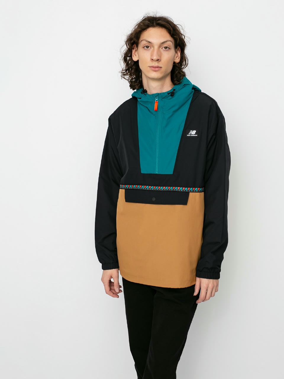 Kurtka New Balance Terrain Anorak (brown)