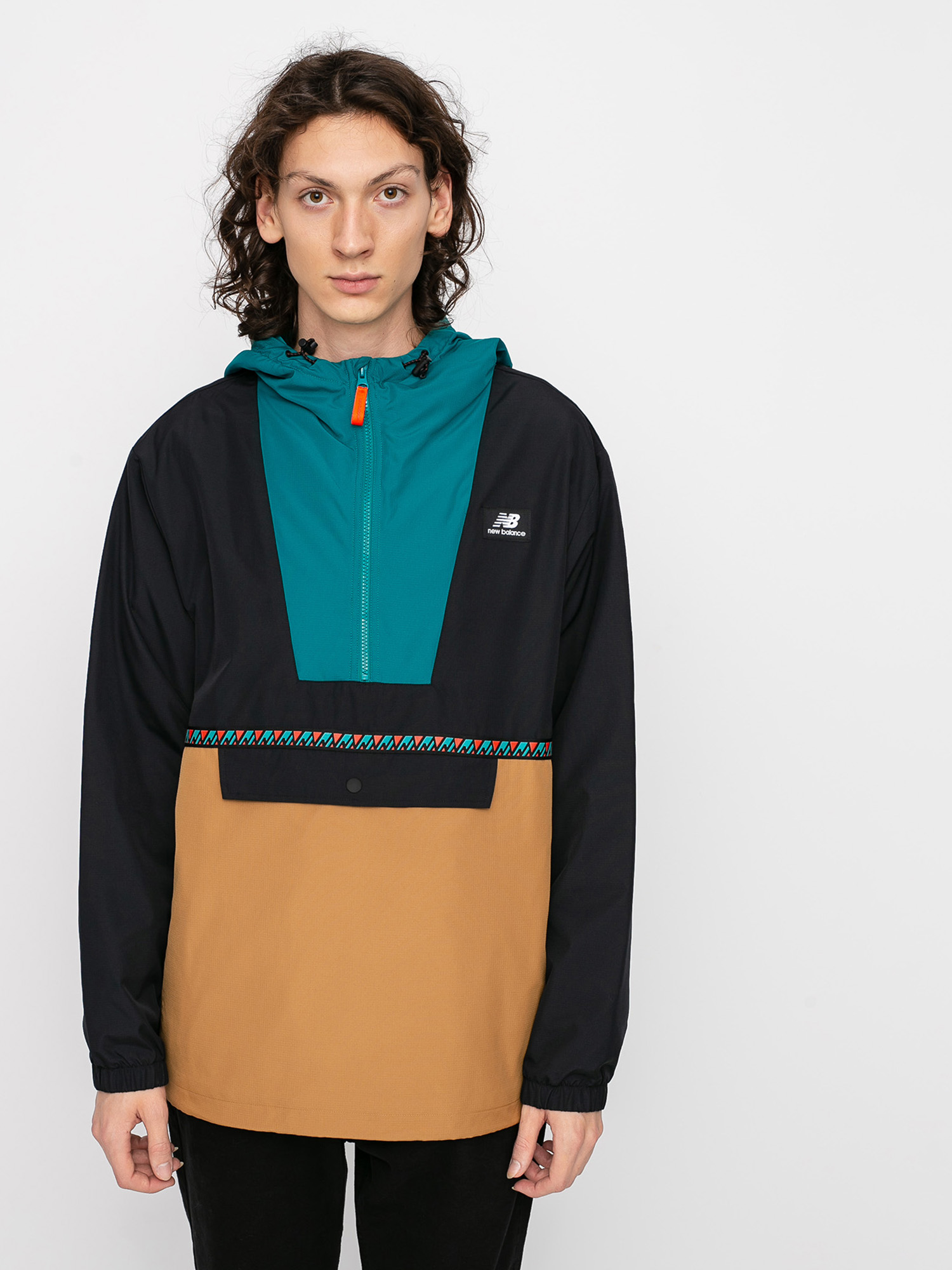Kurtka New Balance Terrain Anorak (brown)
