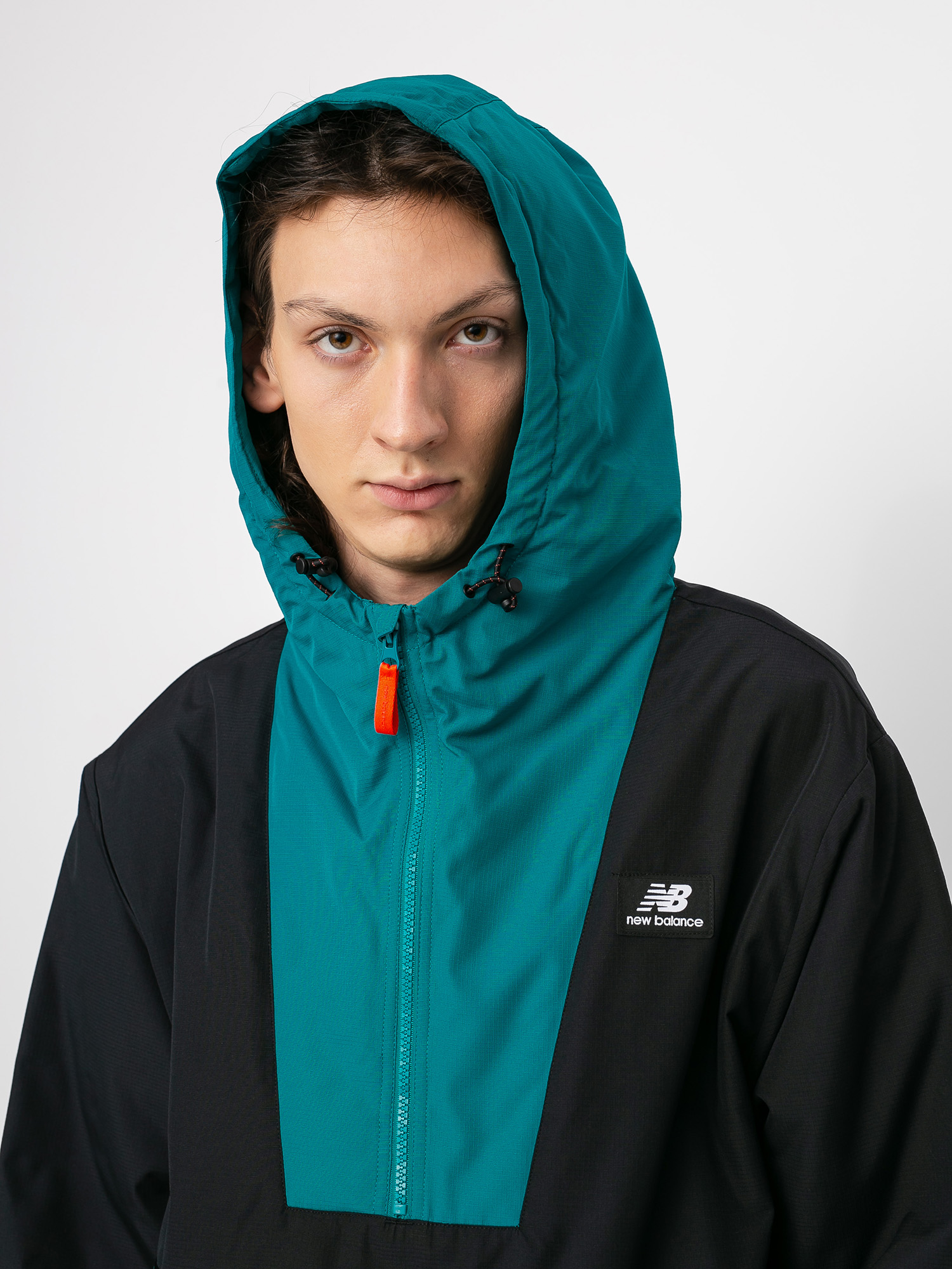 Kurtka New Balance Terrain Anorak (brown)