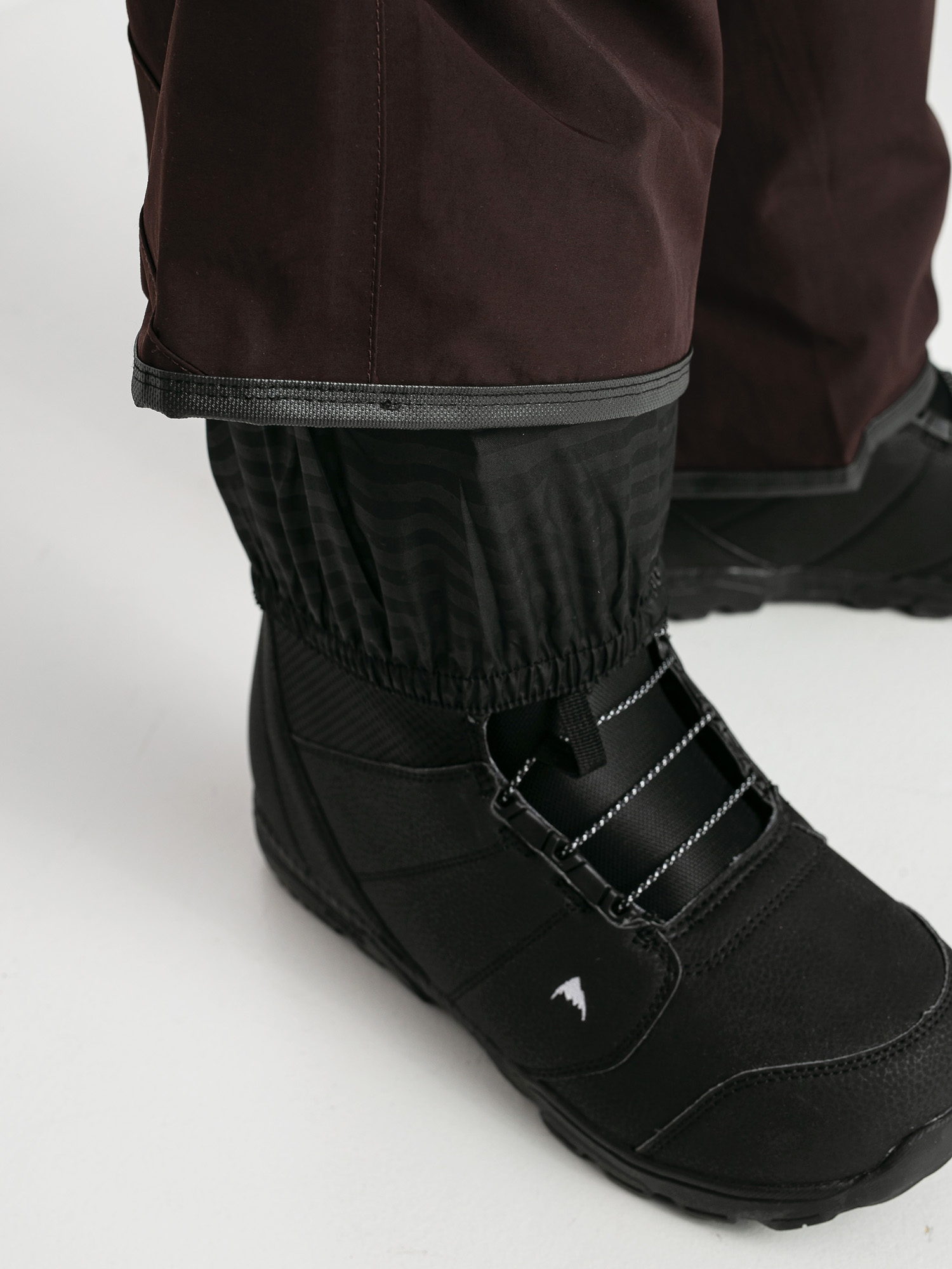 Męskie Spodnie snowboardowe Volcom L Gore Tex (black red)