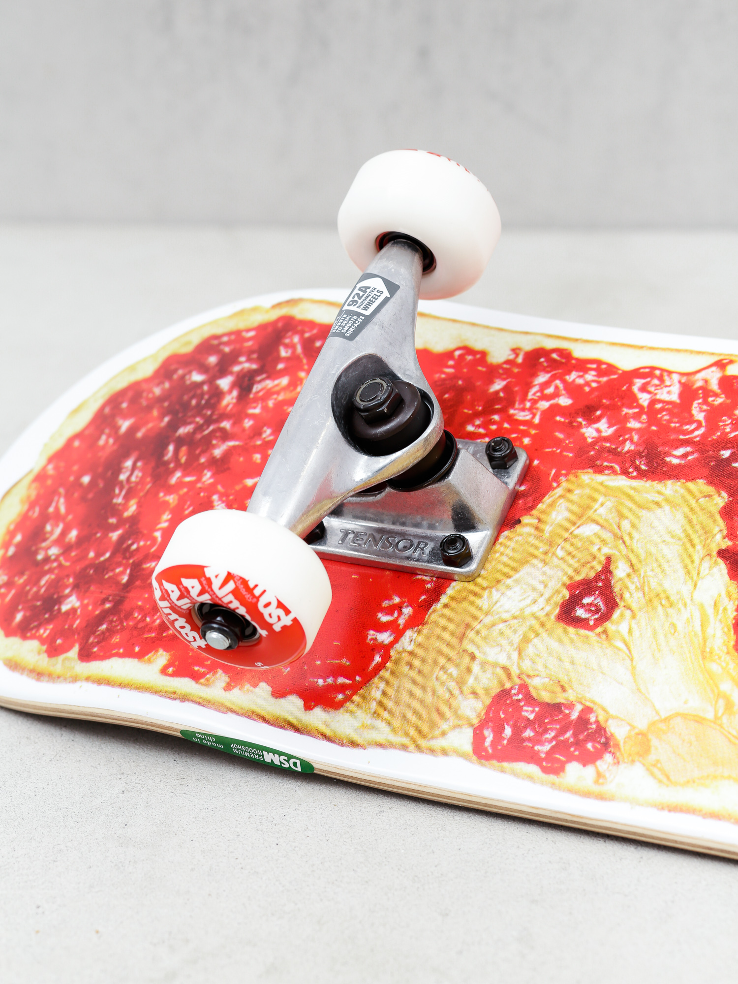 Deskorolka Almost PB & J (strawberry)