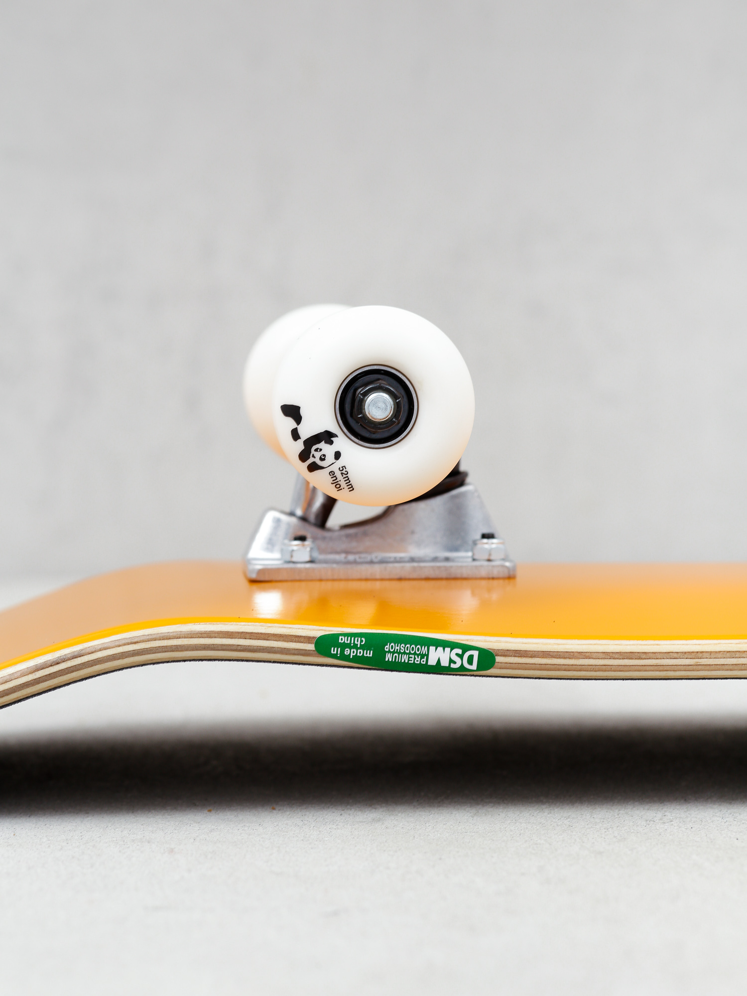 Deskorolka Enjoi Box Panda (orange)