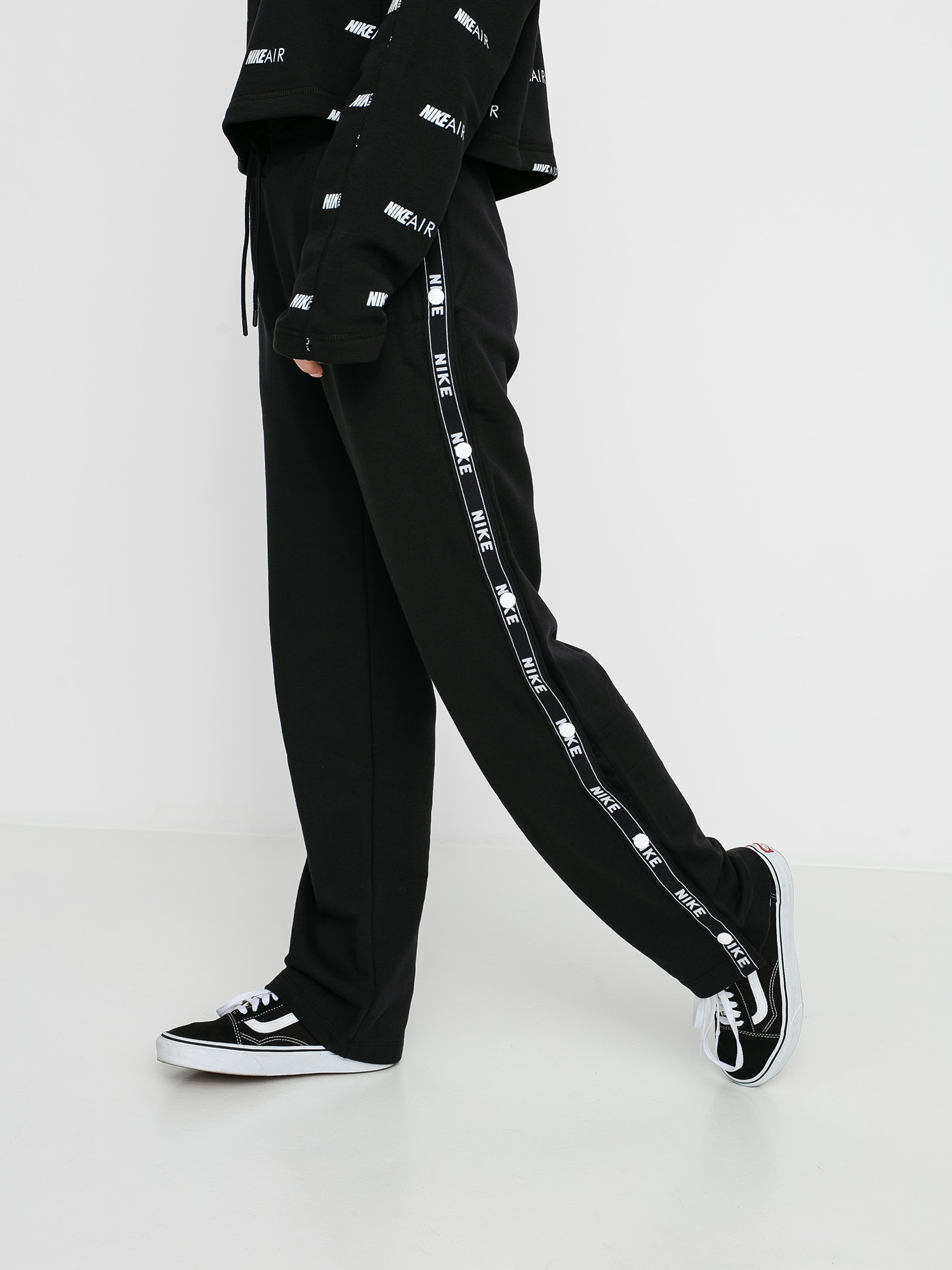 Spodnie Nike Sportswear Wmn (black/black/black/white)