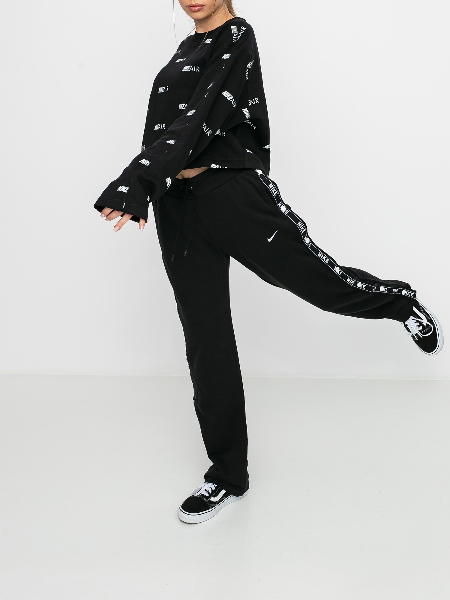 Spodnie Nike Sportswear Wmn (black/black/black/white)