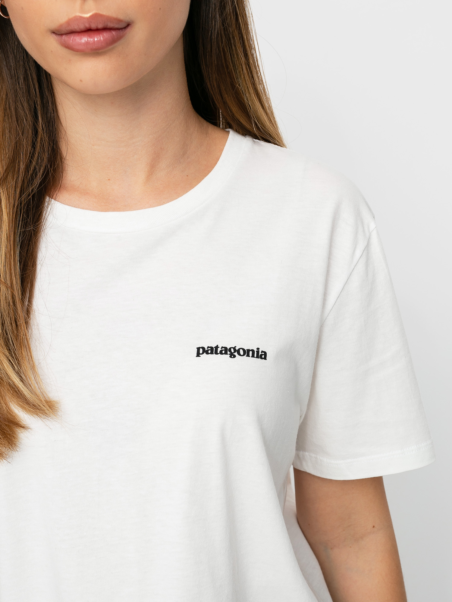 T-shirt Patagonia P 6 Logo Organic Crew Wmn (white)