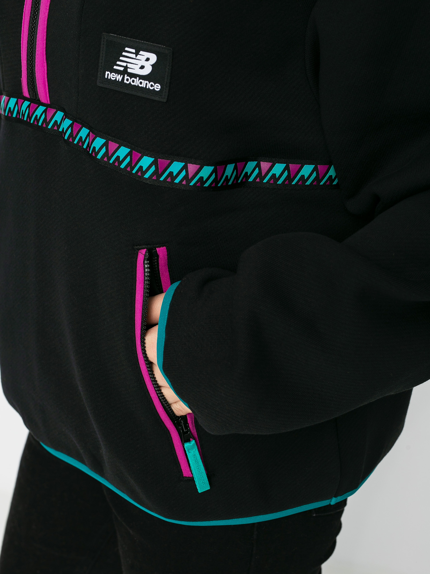Bluza New Balance Terrain Reverse 1/4 Zip Wmn (black)