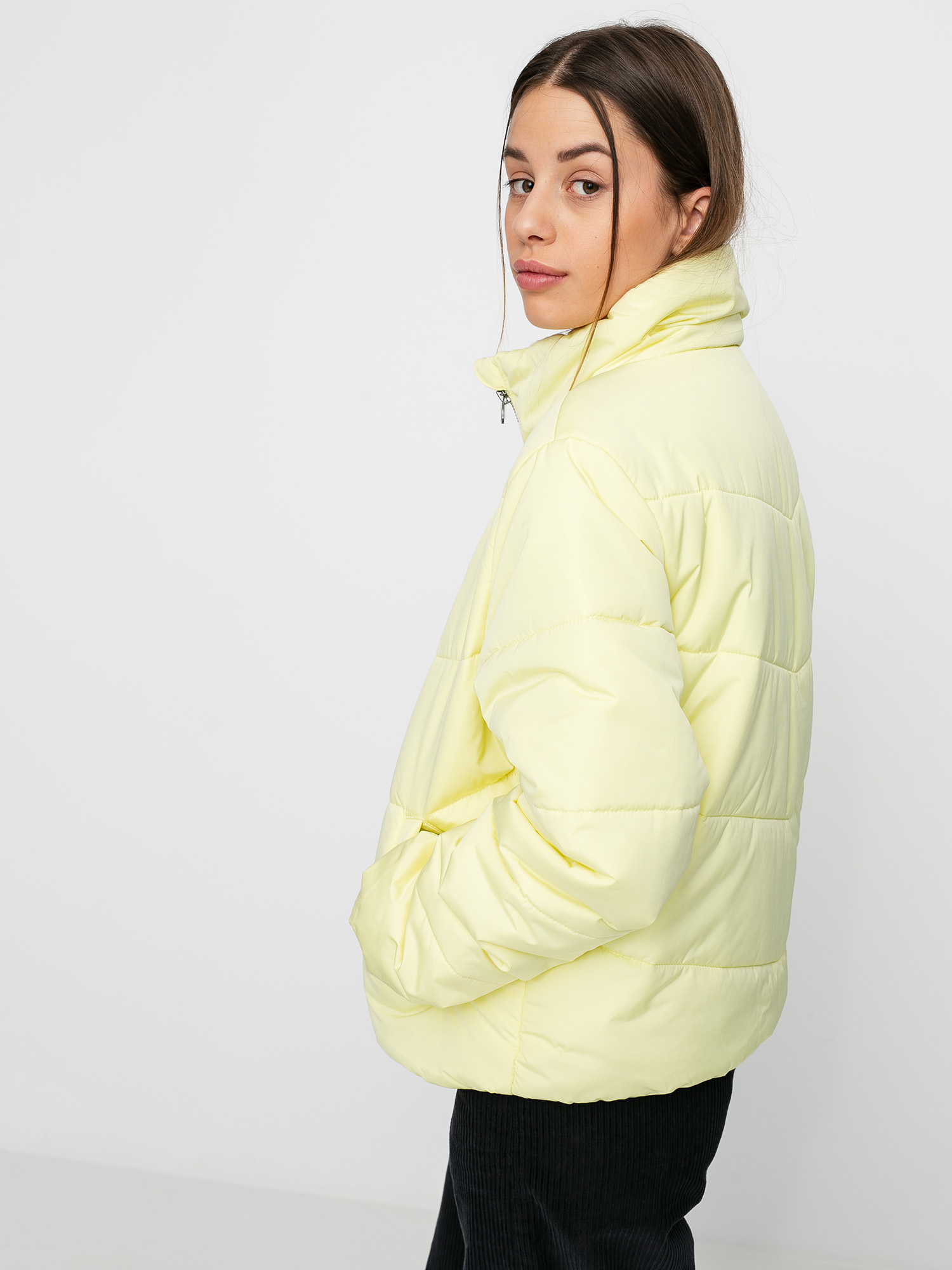 Kurtka Vans Foundry V Puffer Mte Wmn (yellow pear)