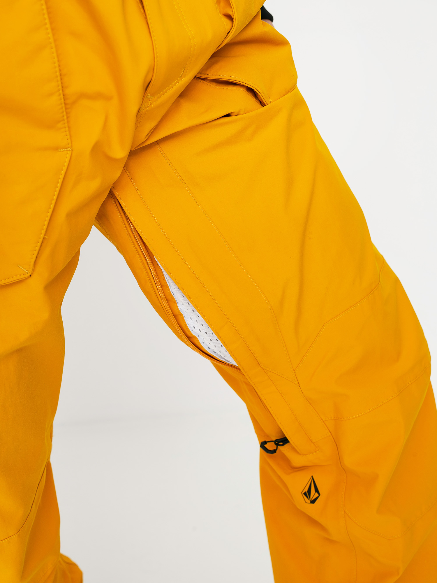 Męskie Spodnie snowboardowe Volcom Rain Gore Bib Overall (resin gold)