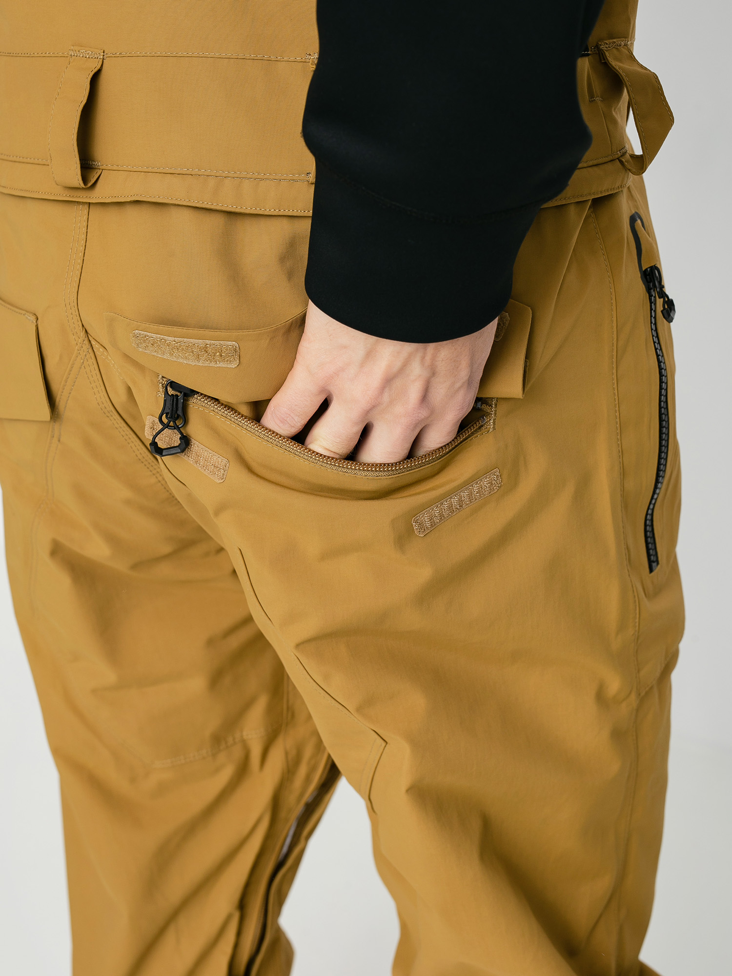 Męskie Spodnie snowboardowe Volcom Rain Gore Bib Overall (burnt khaki)
