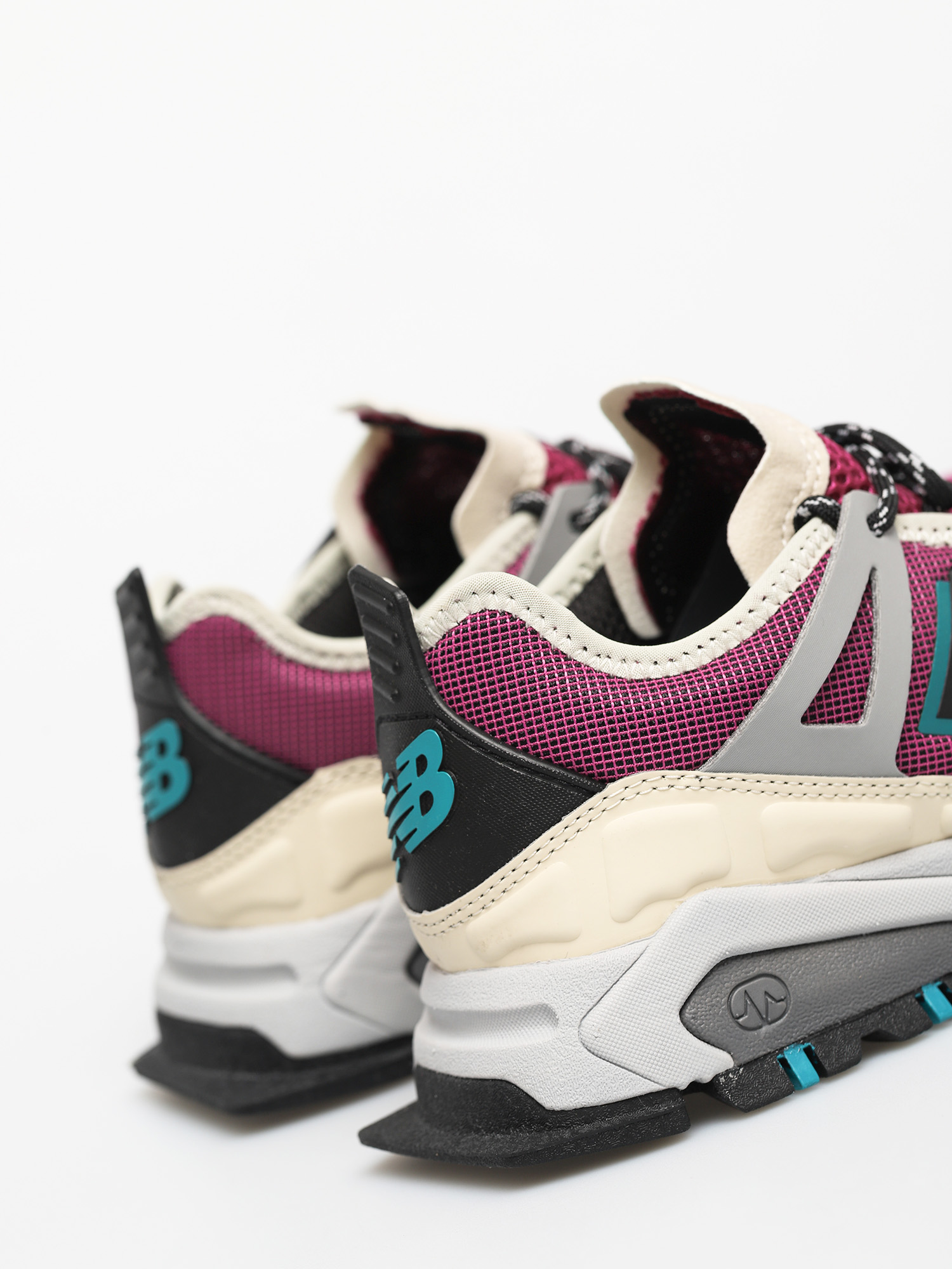 Buty New Balance X Racer Wmn (grey)