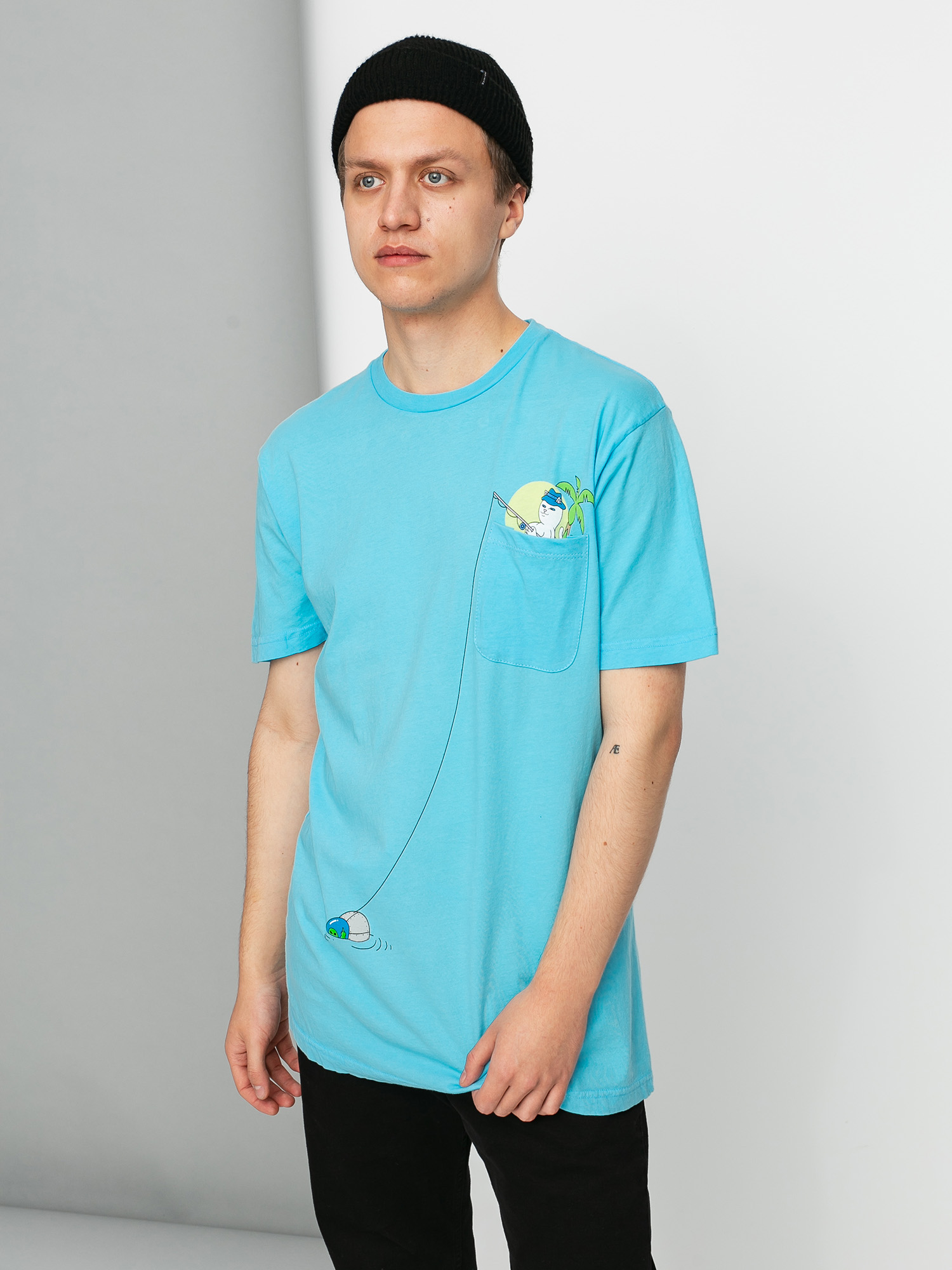 T-shirt RipNDip Foreign Fish Pocket (light blue)