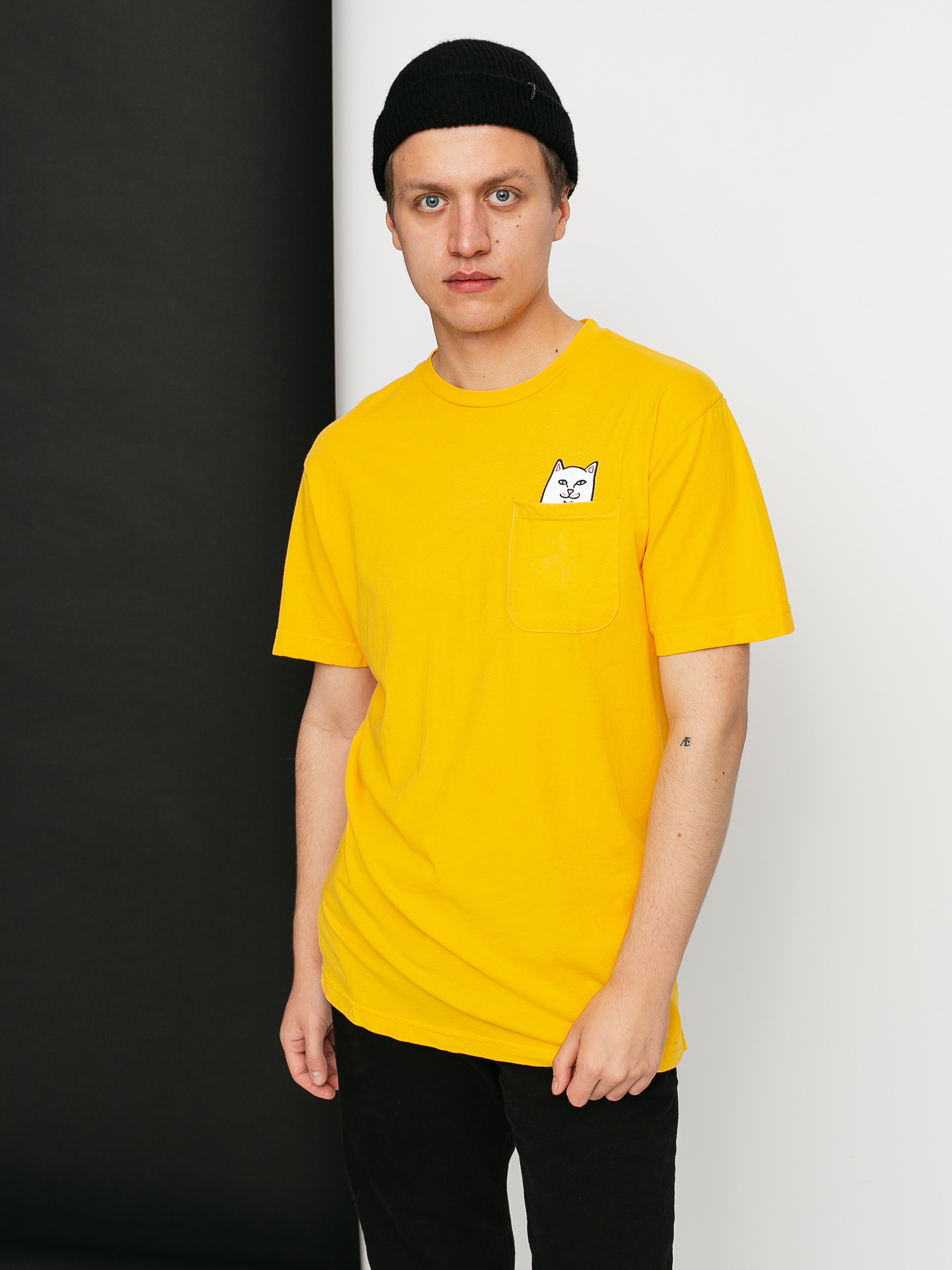 T-shirt RipNDip Lord Nermal Pocket (gold)