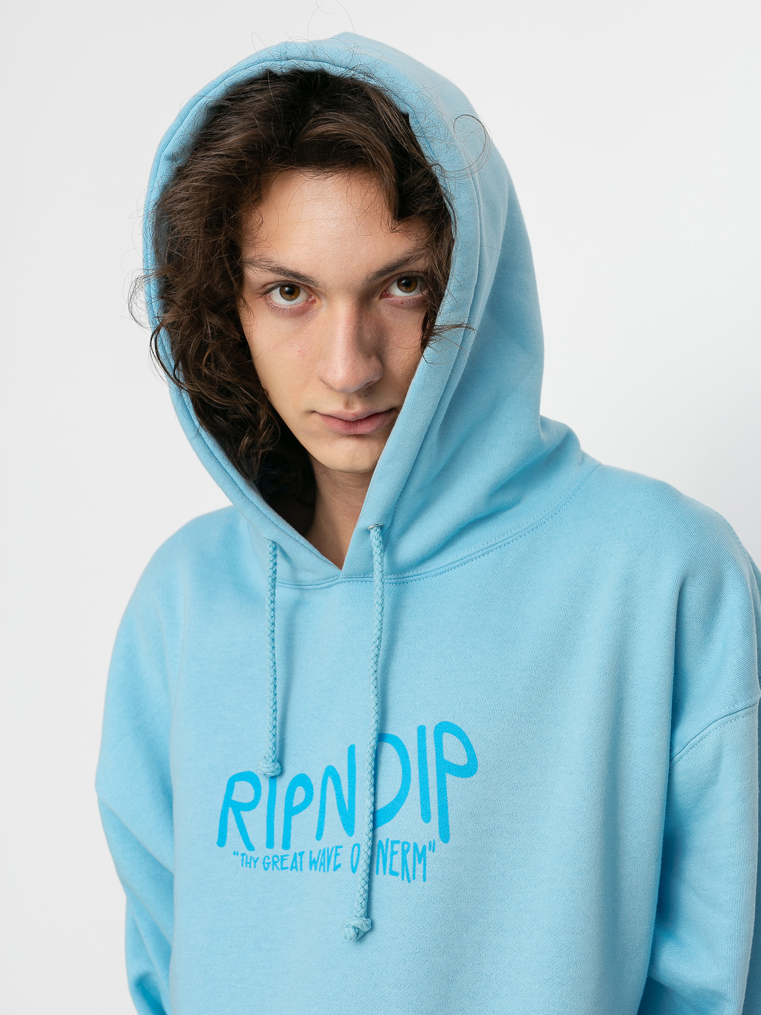 Bluza z kapturem RipNDip Great Wave HD (baby blue)