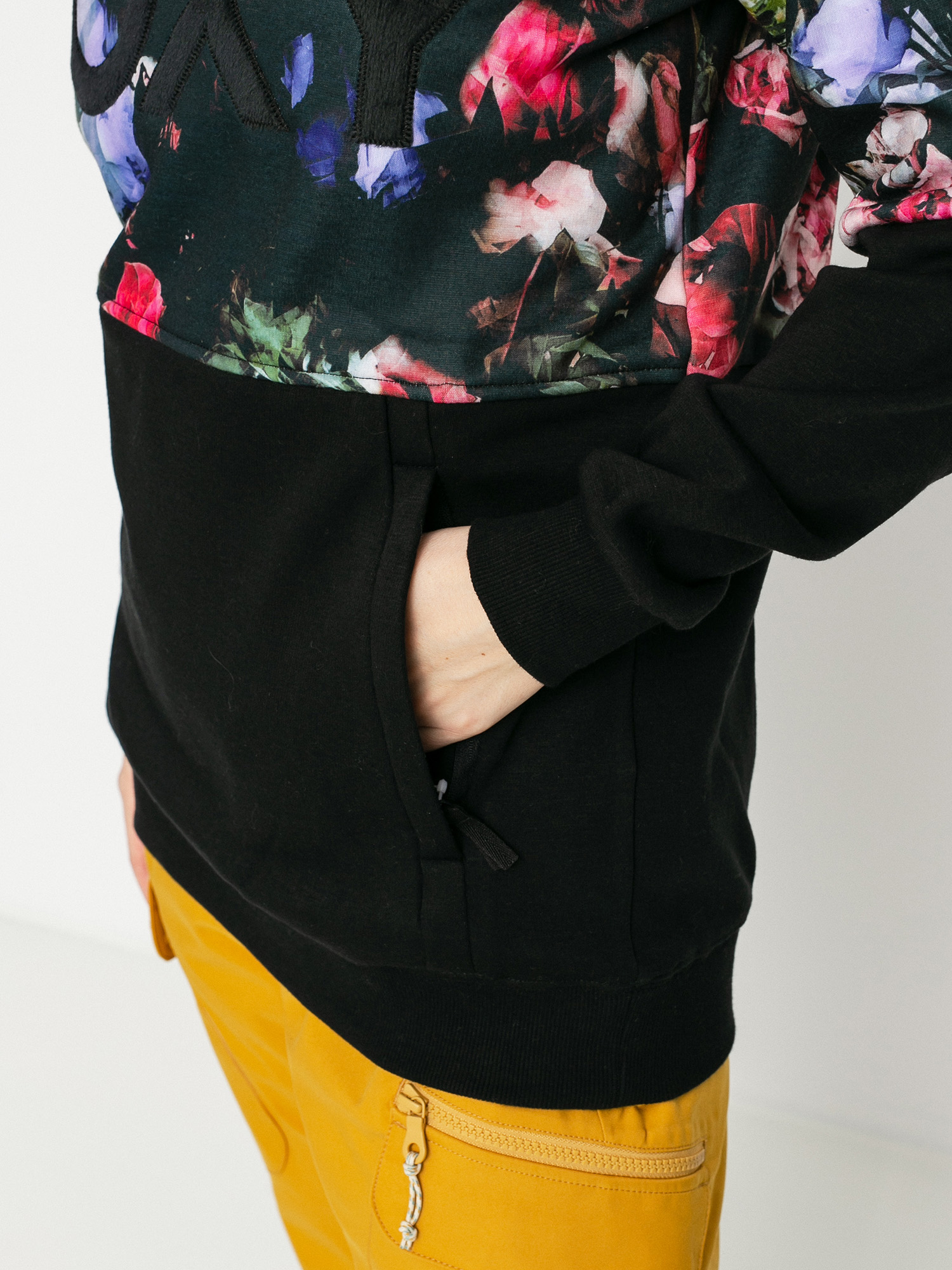 Damska Bluza aktywna Roxy Liberty HD (true black blooming party)