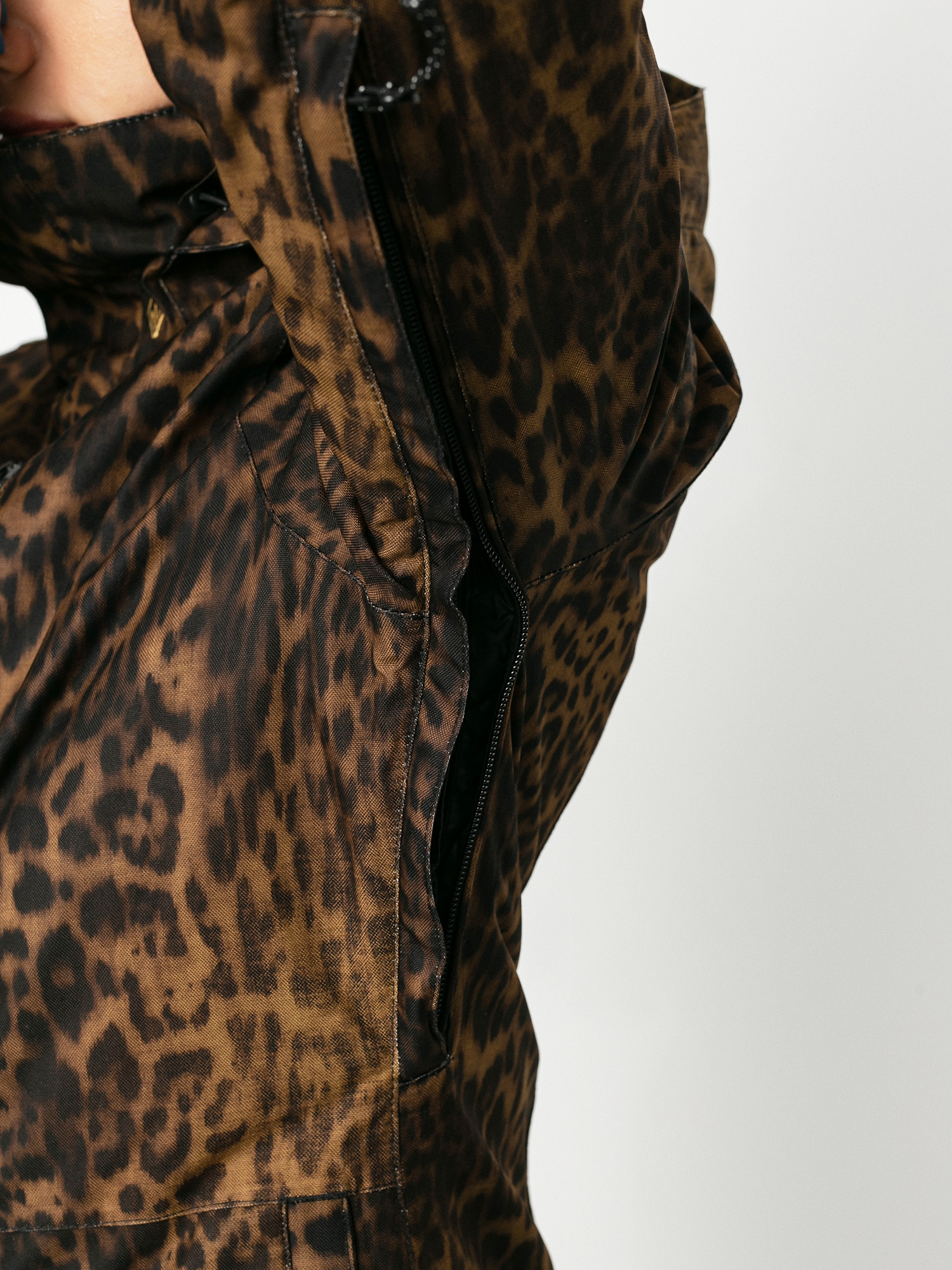 Damska Kurtka snowboardowa Volcom Shelter 3D Stretch (leopard)