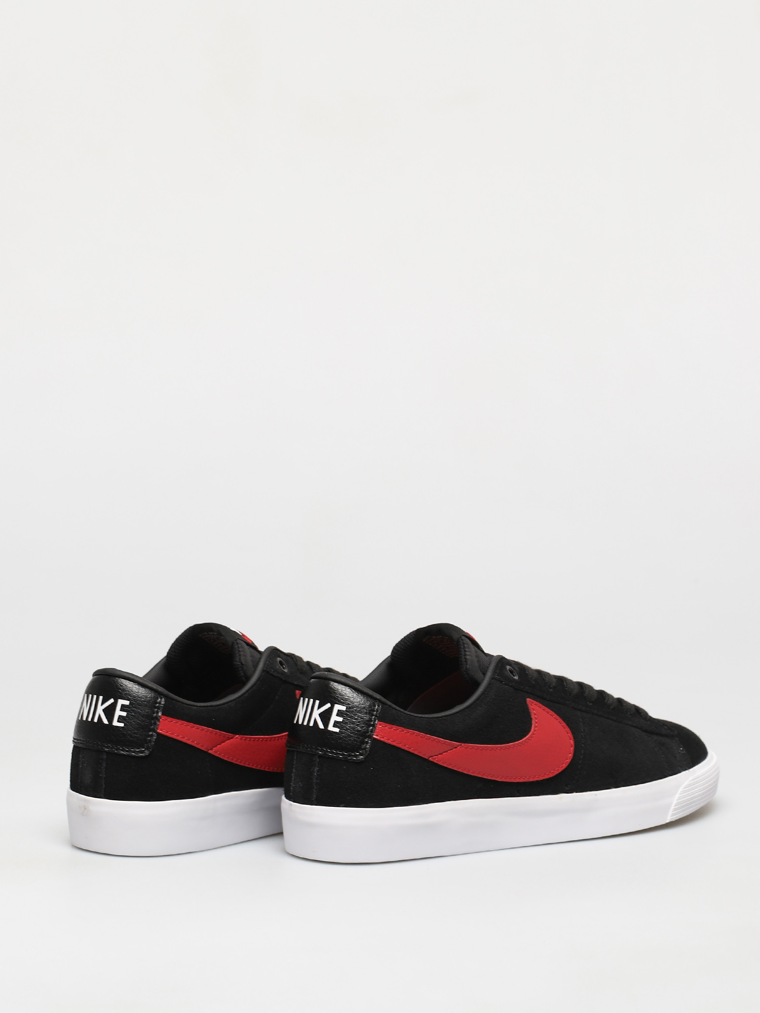 Buty Nike SB Blazer Low Gt (black/university red black white)