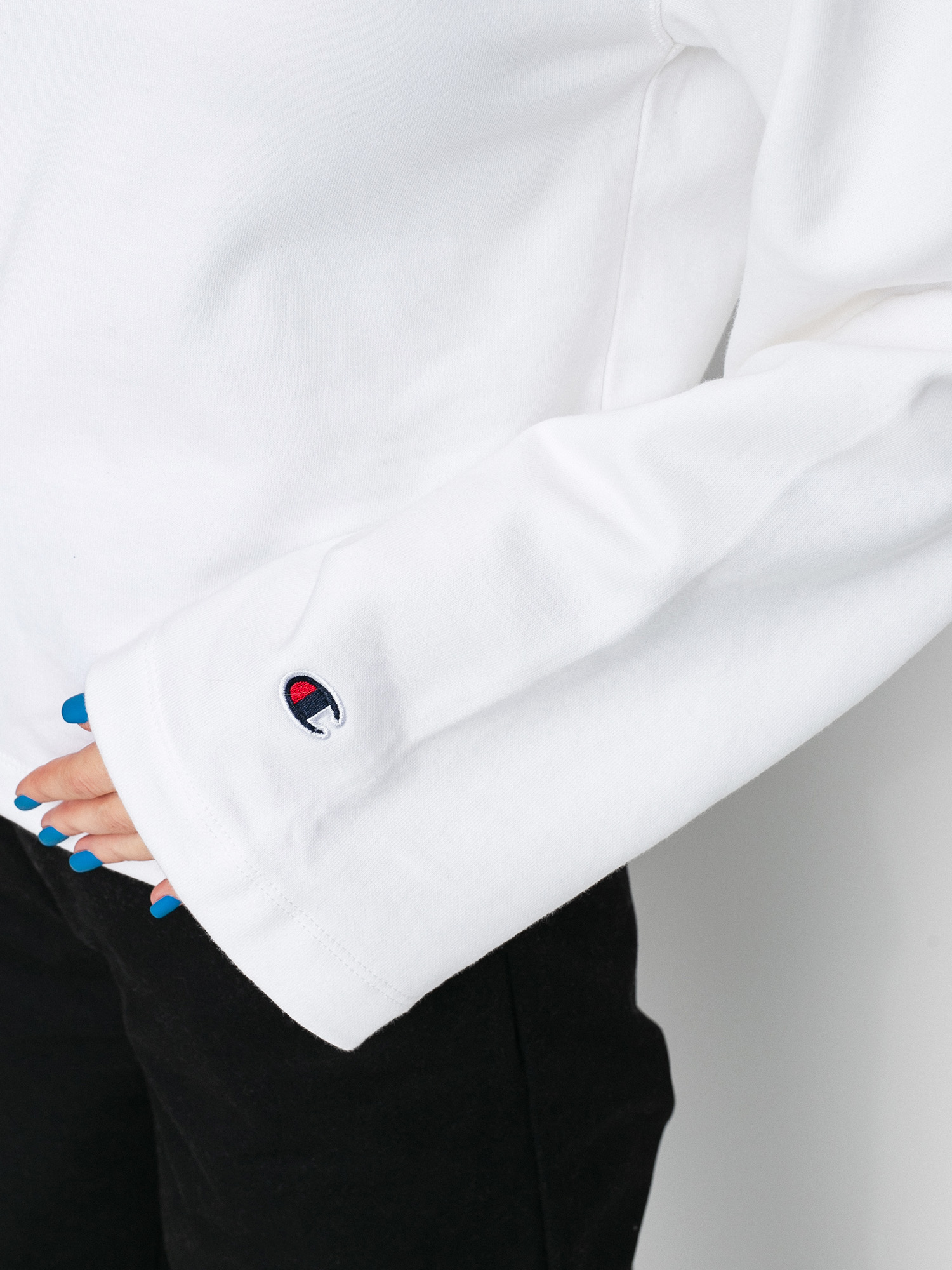 Bluza z kapturem Champion Sweatshirt HD 113186 Wmn (wht)