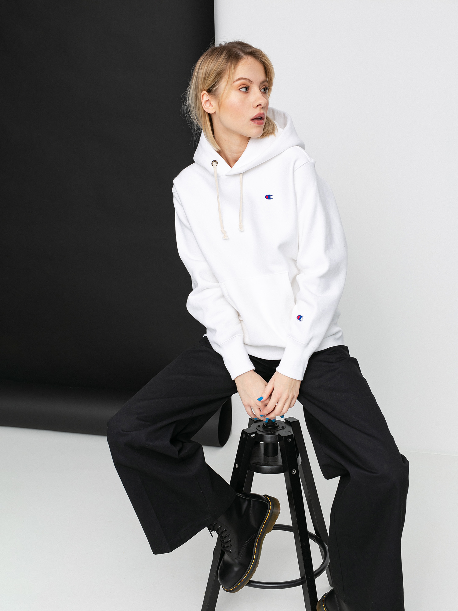Bluza z kapturem Champion Sweatshirt HD 113350 Wmn (wht)