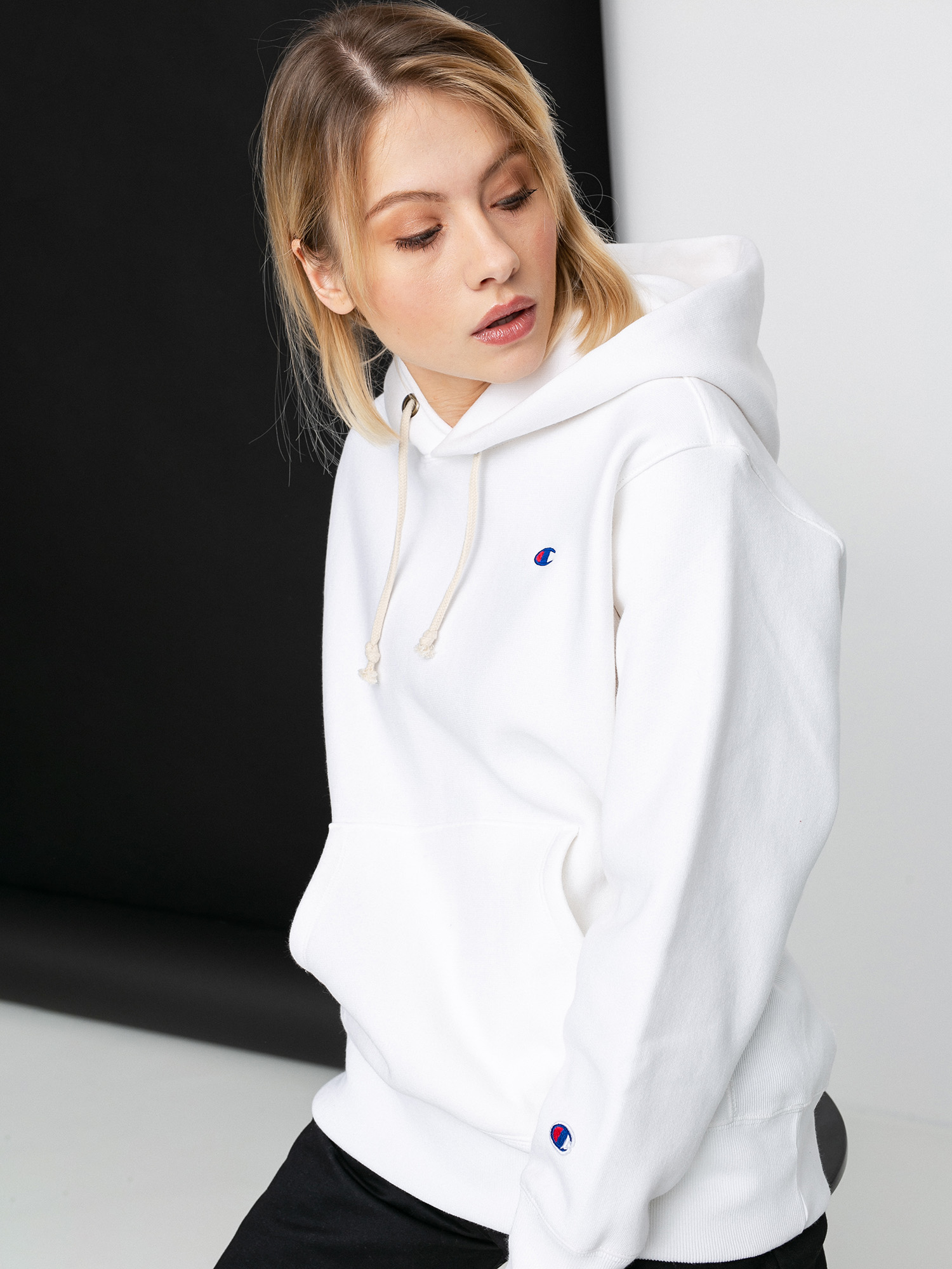 Bluza z kapturem Champion Sweatshirt HD 113350 Wmn (wht)