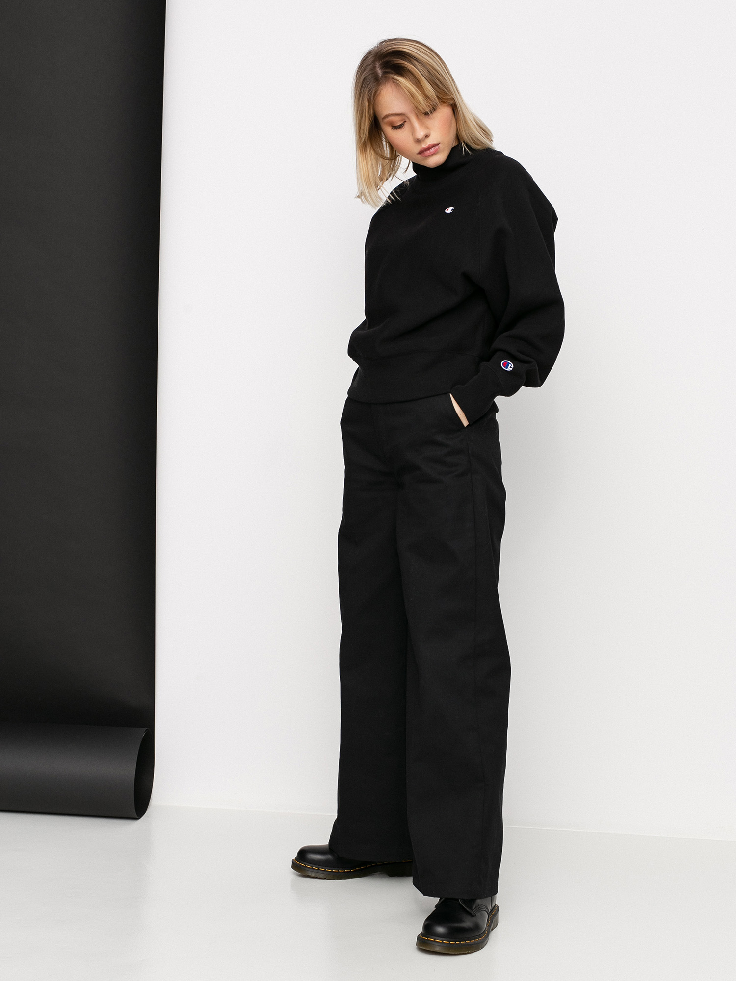 Bluza Champion Crewneck Sweatshirt 113352 Wmn (nbk)