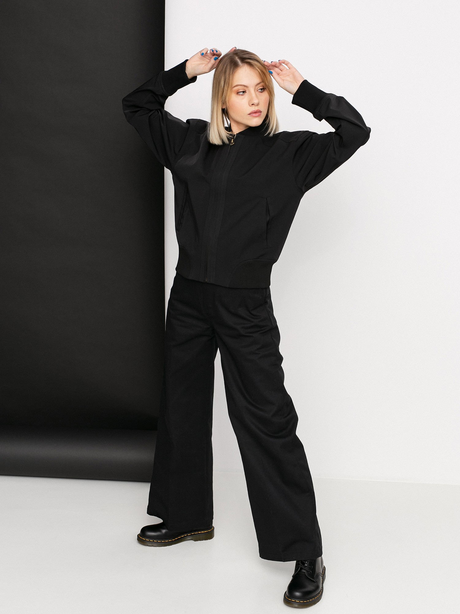 Kurtka Champion Jacket 113569 Wmn (nbk)