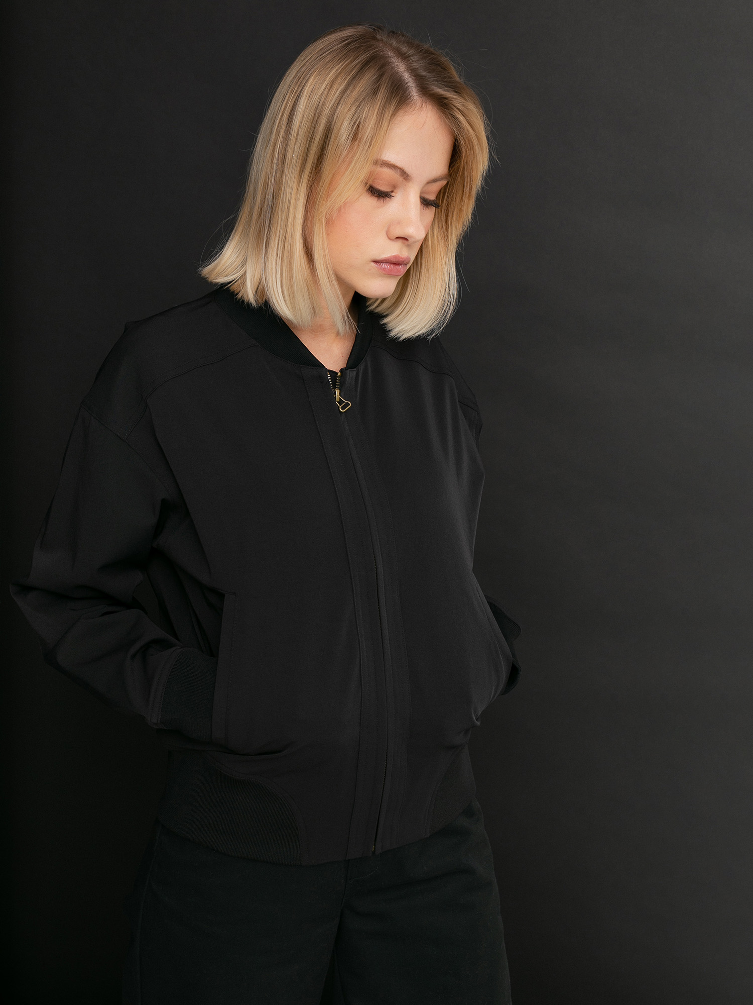 Kurtka Champion Jacket 113569 Wmn (nbk)