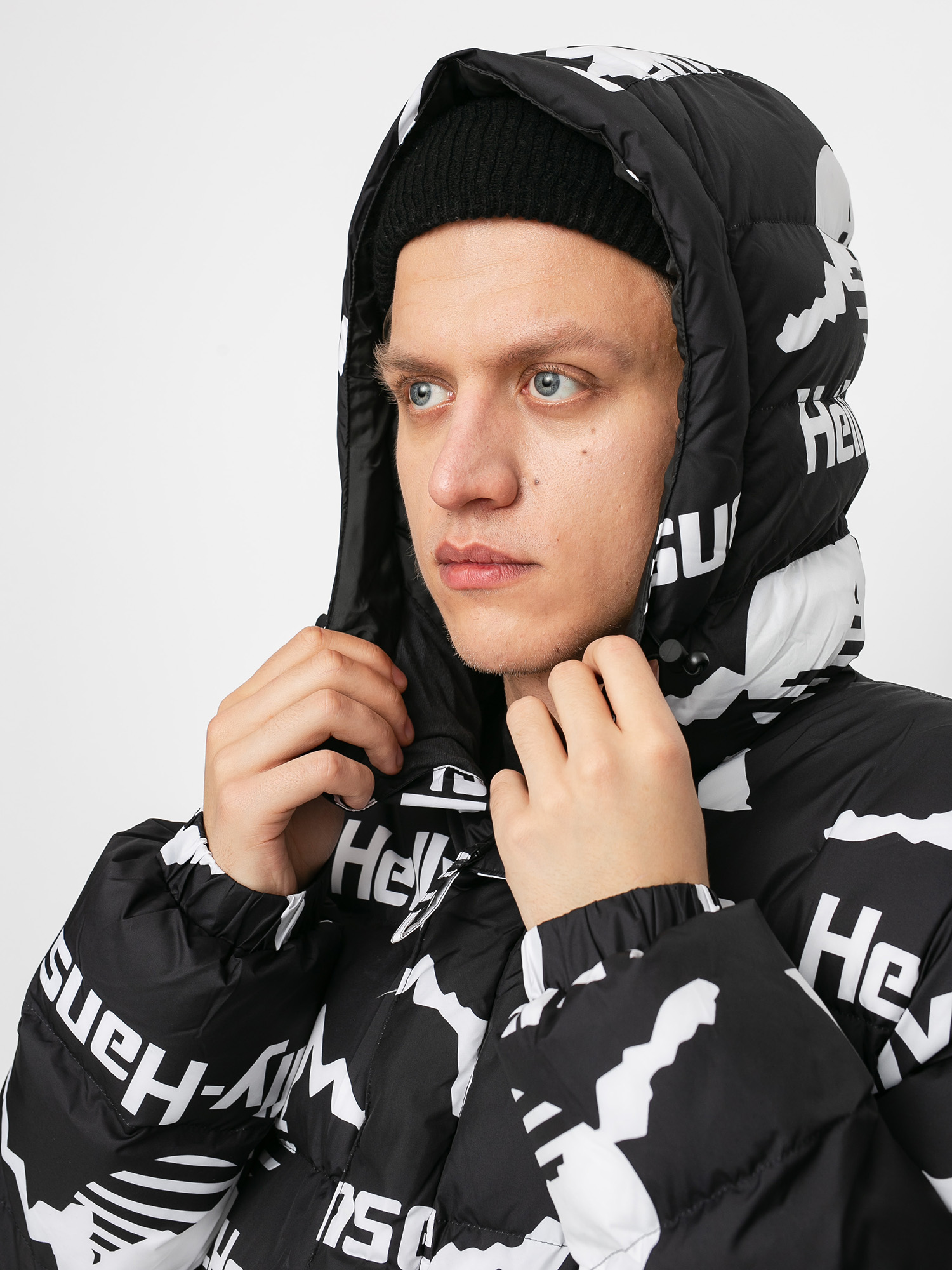 Kurtka Helly Hansen Puffy Anorak (black)