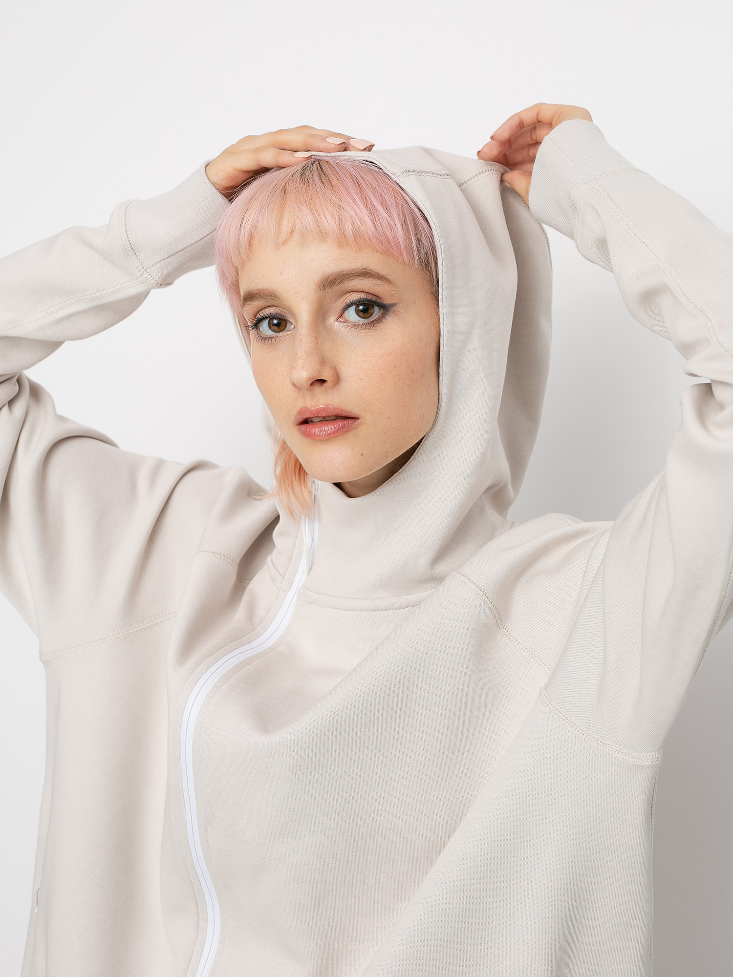 Bluza Nike Tch Flc Cape Fz Plus Wmn (desert sand/white)