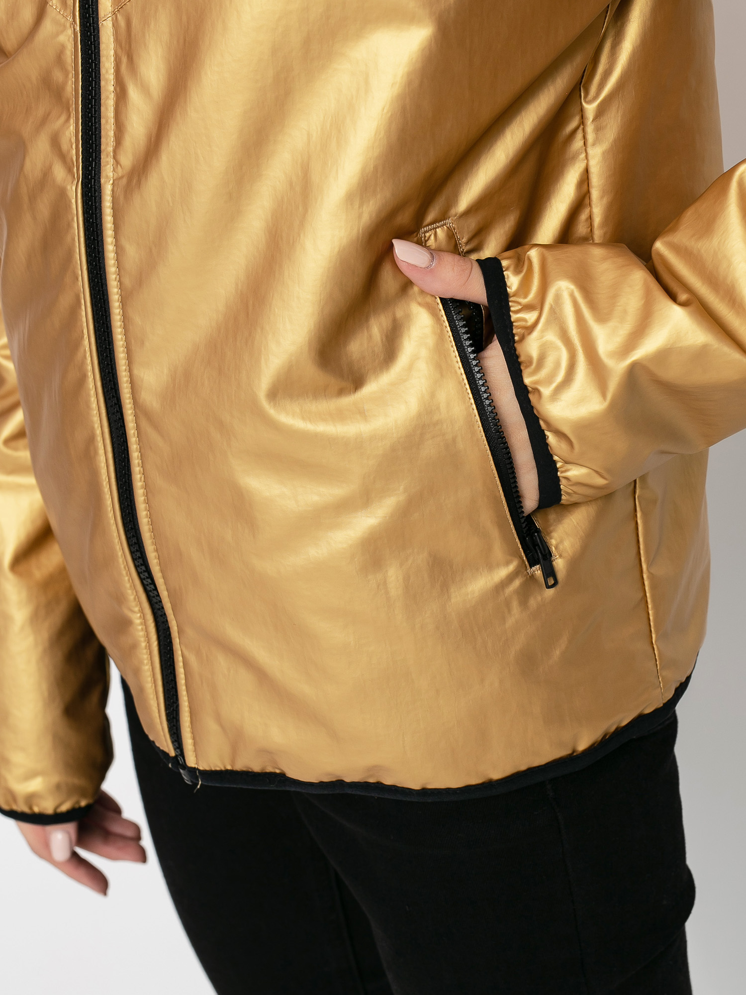 Kurtka Nike Syn Fill Wr Jkt Mtlc Wmn (metallic gold/black/black)