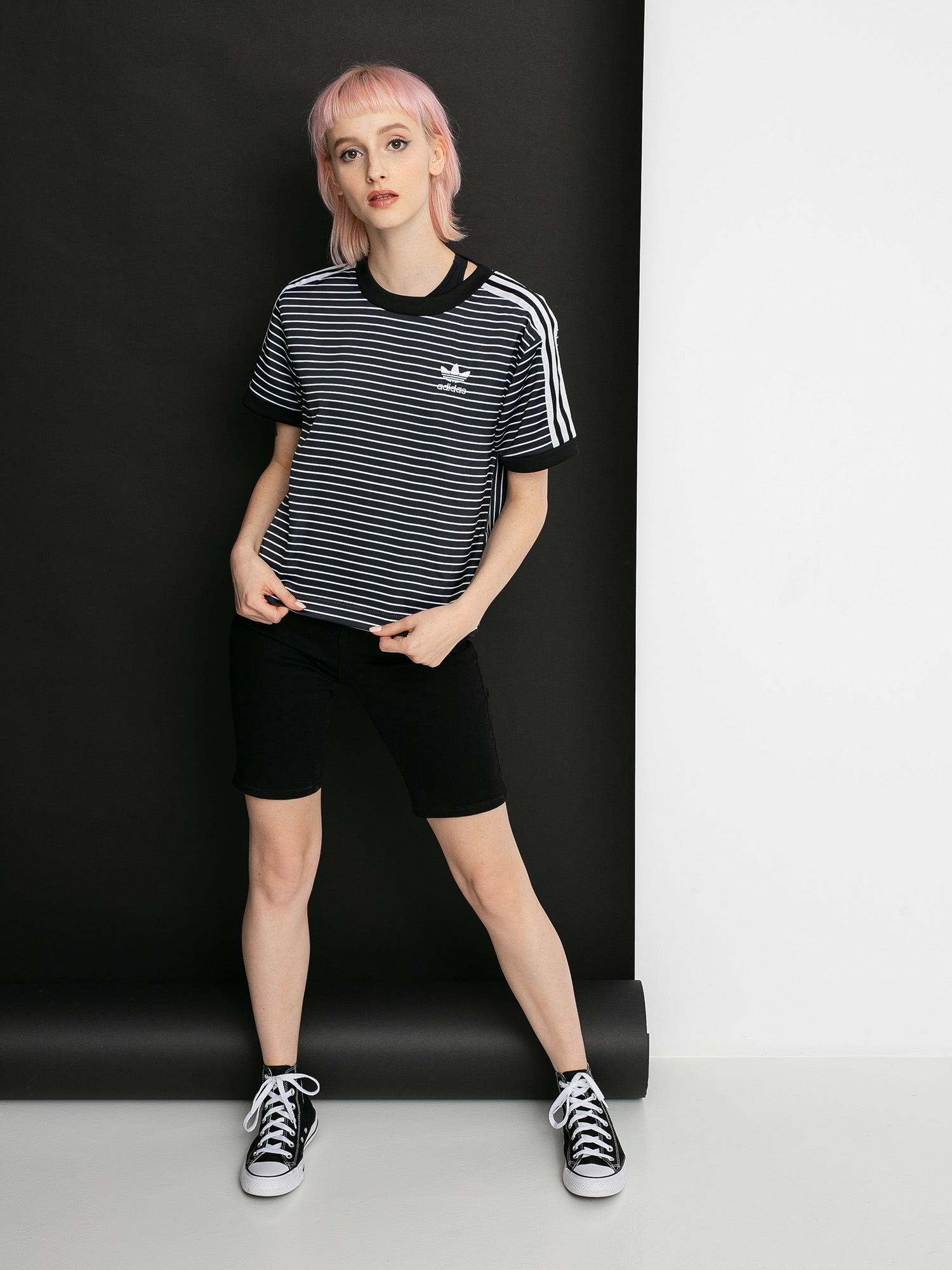 T-shirt adidas Originals 3 Stripes Wmn (black/white)