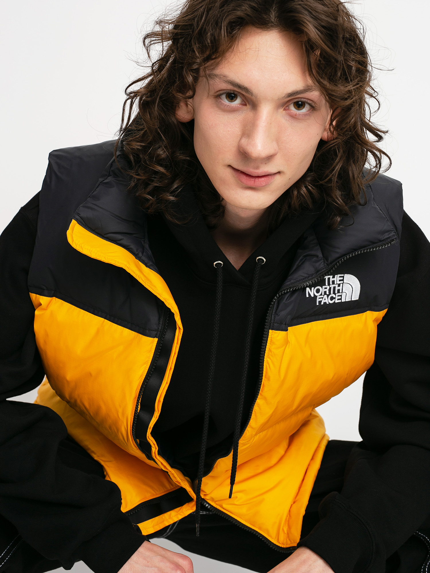 Kamizelka The North Face 1996 Retro Nuptse Vest (summit gold)