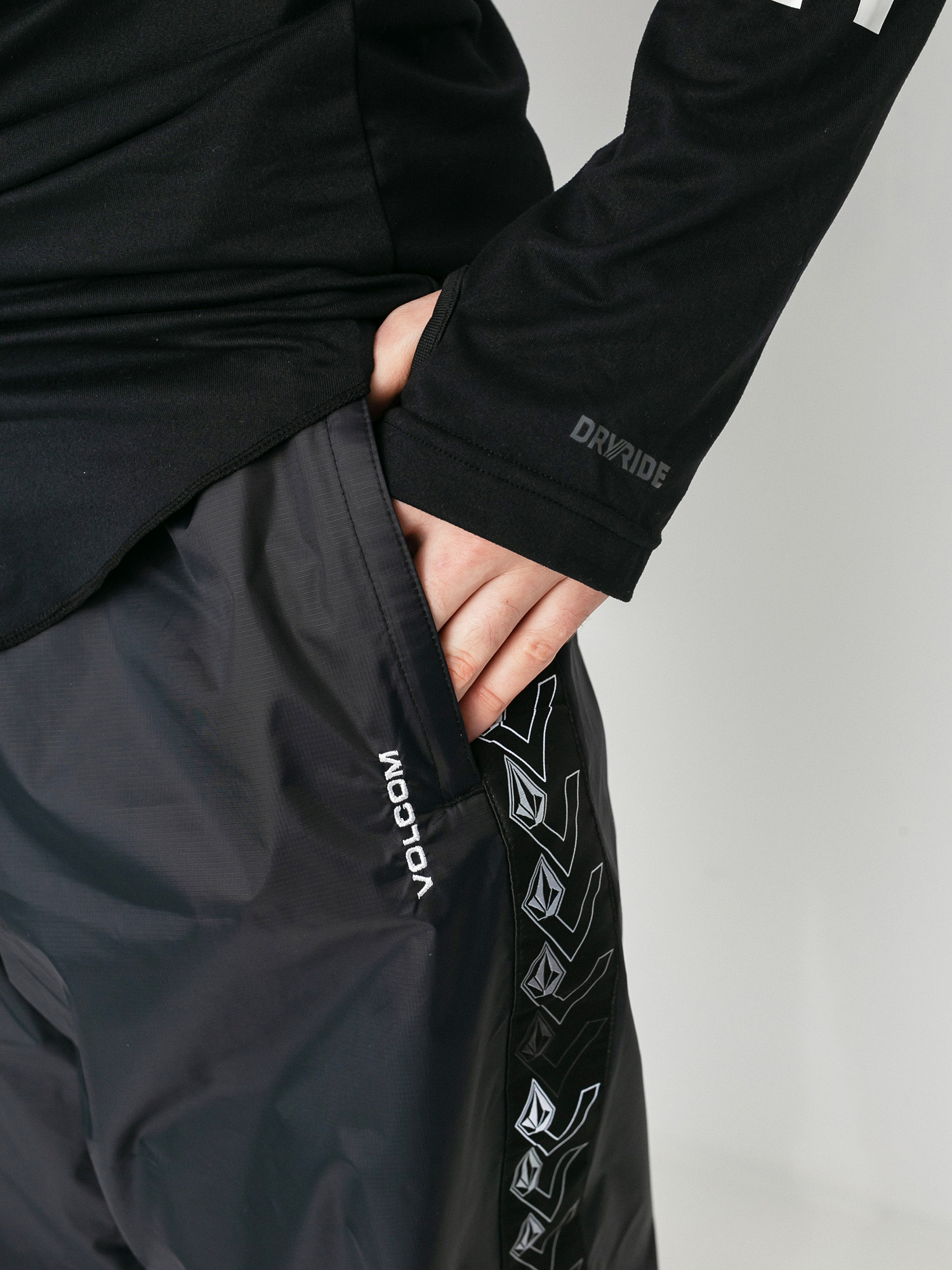 Męskie Spodnie snowboardowe Volcom Slashlapper (black)