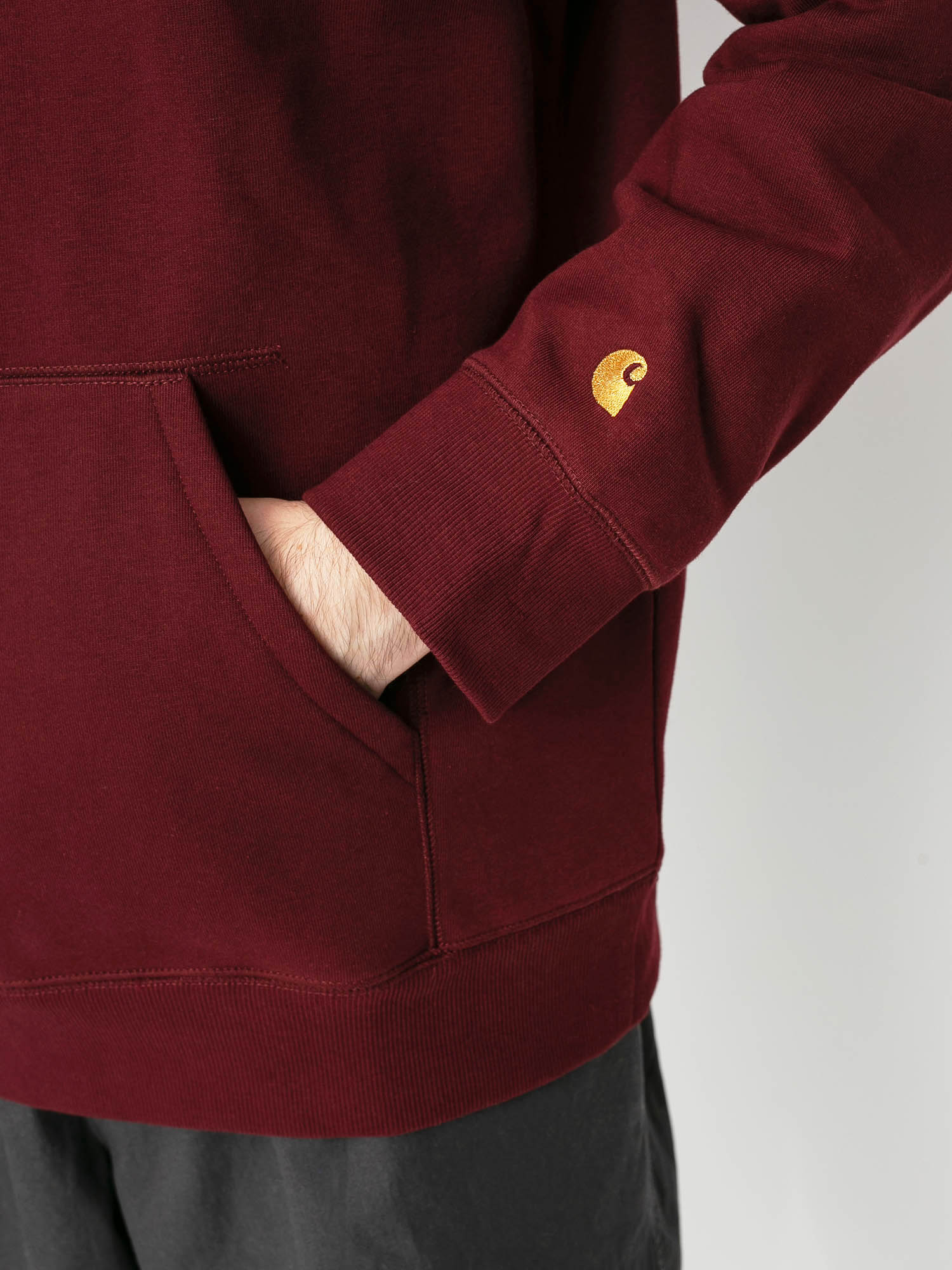 Bluza z kapturem Carhartt WIP Chase HD (bordeaux/gold)