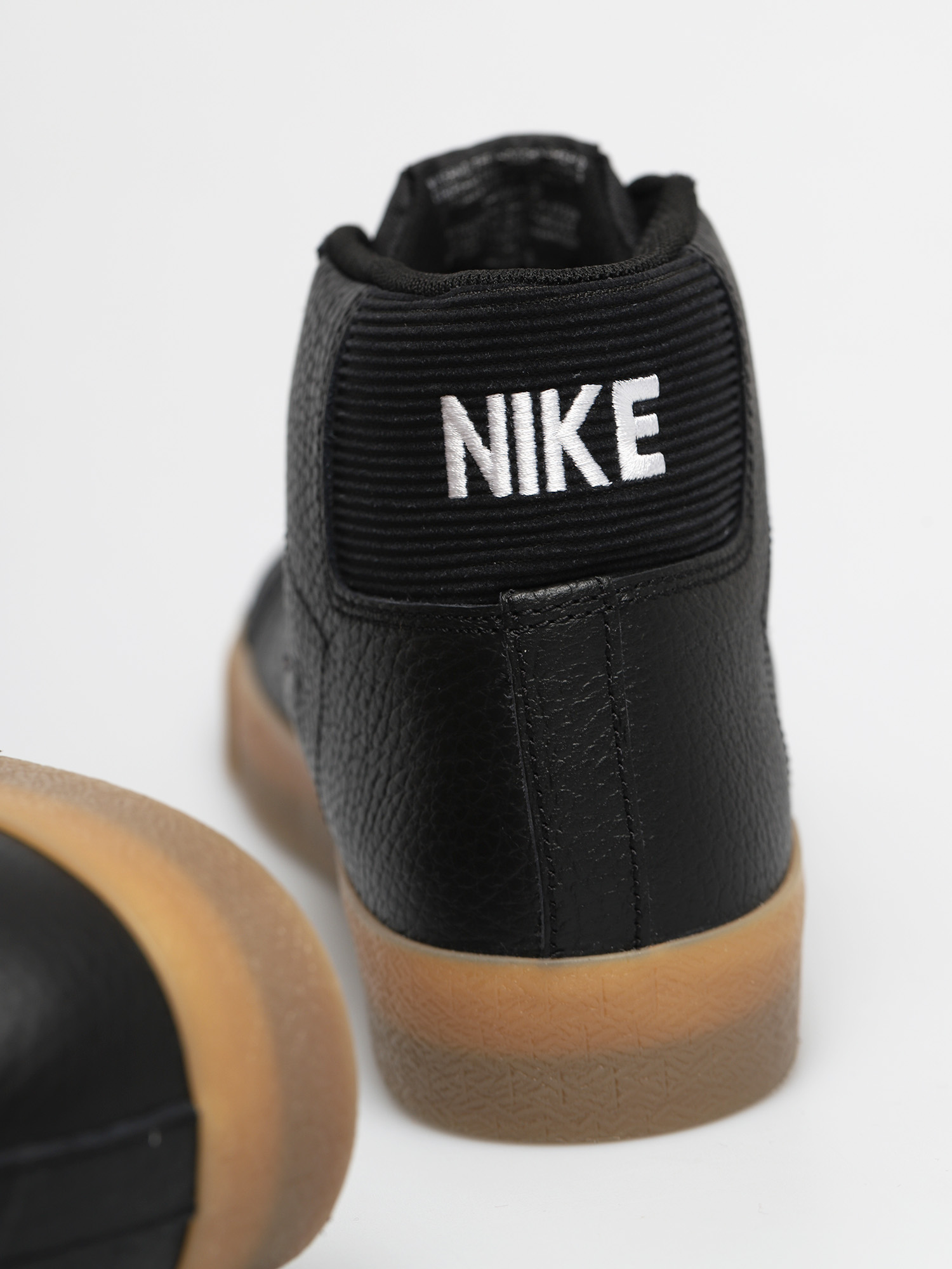 Buty Nike SB Zoom Blazer Mid Premium (black/white black gum light brown)